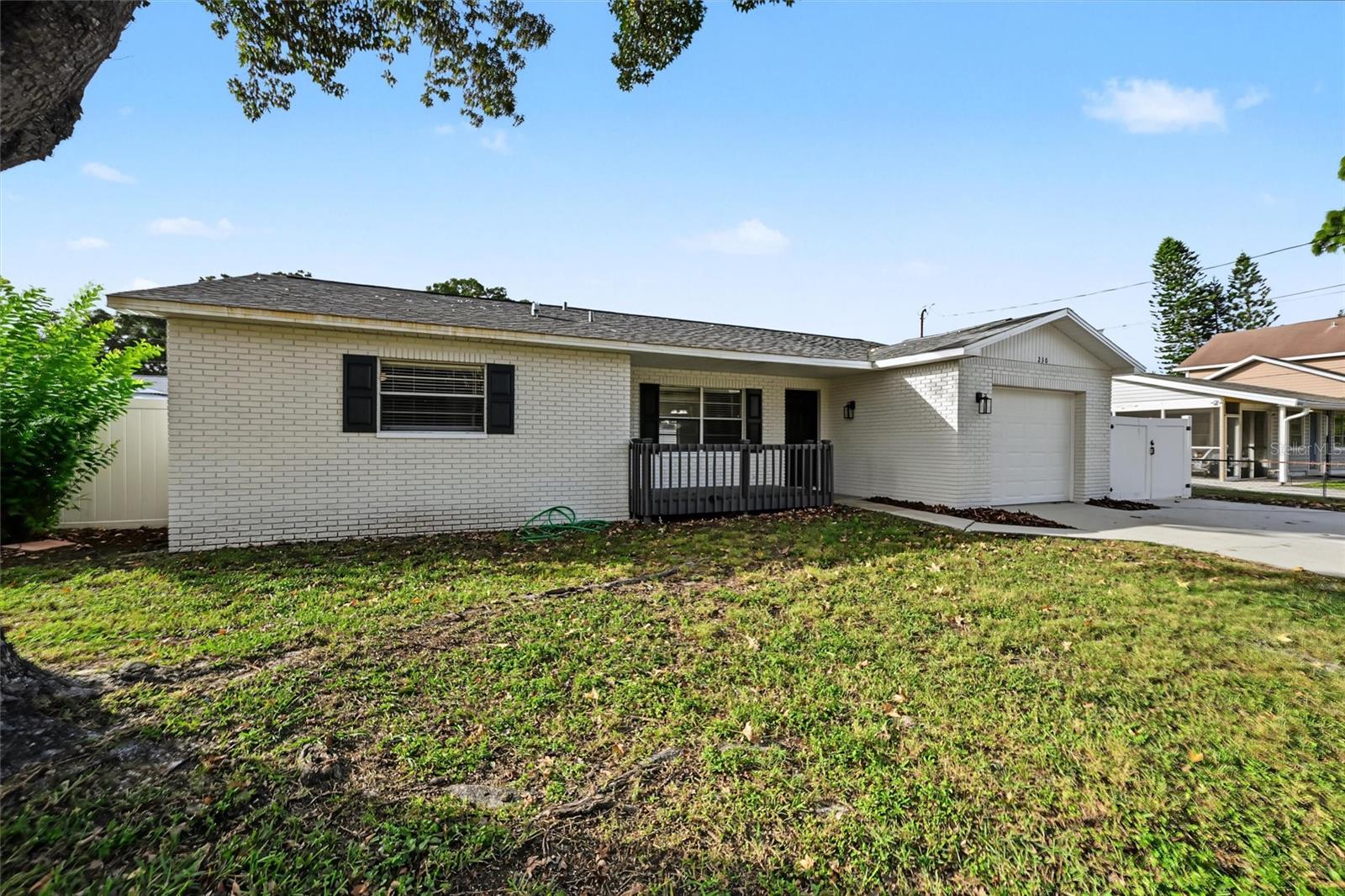 230 MAPLE AVENUE, Palm Harbor, FL 34684