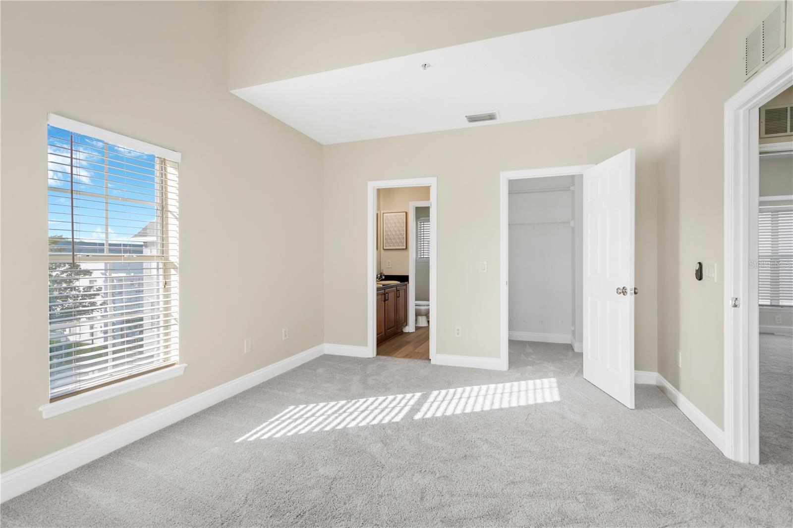 4539 LEGACY PARK DRIVE, Tampa, FL 33611