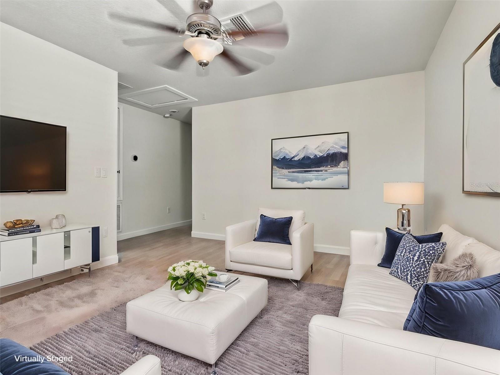 Loft (virtually staged)
