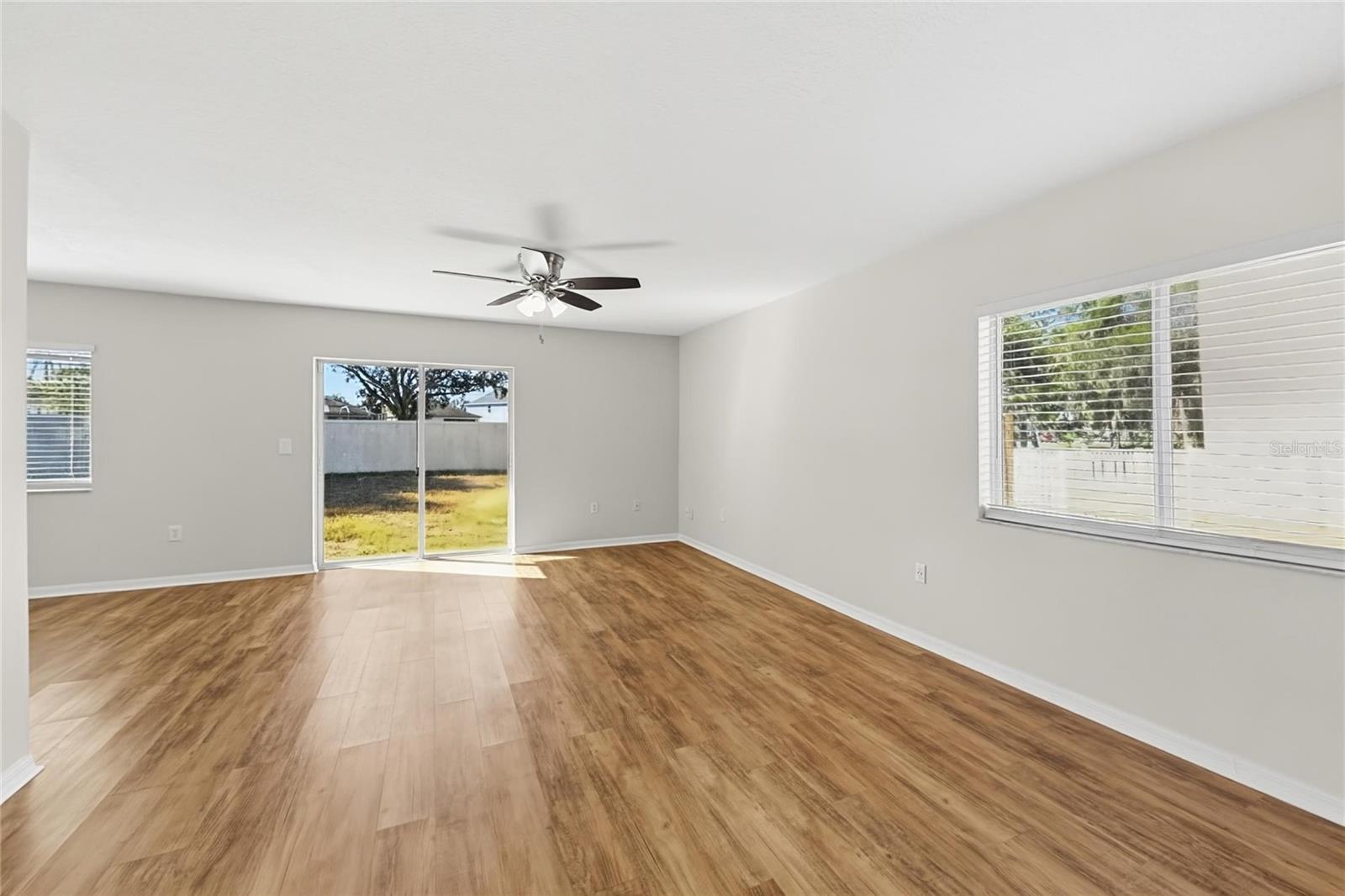 10805 SUMMERTON DRIVE, Riverview, FL 33579