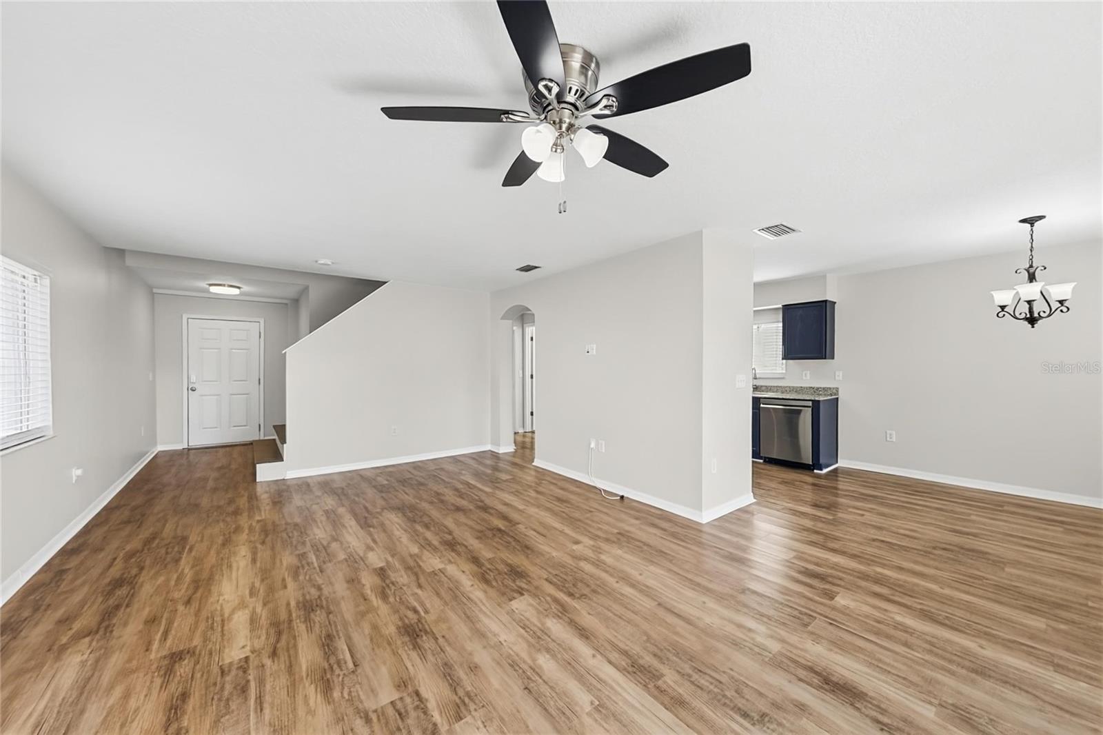 10805 SUMMERTON DRIVE, Riverview, FL 33579