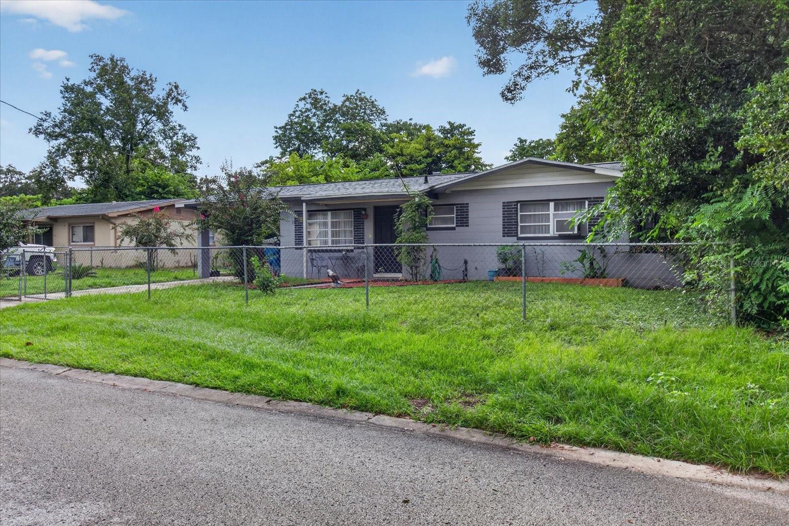 21385 LEHOUIER DRIVE, Brooksville, FL 34601 21385 LEHOUIER DRIVE, Brooksville, FL 34601