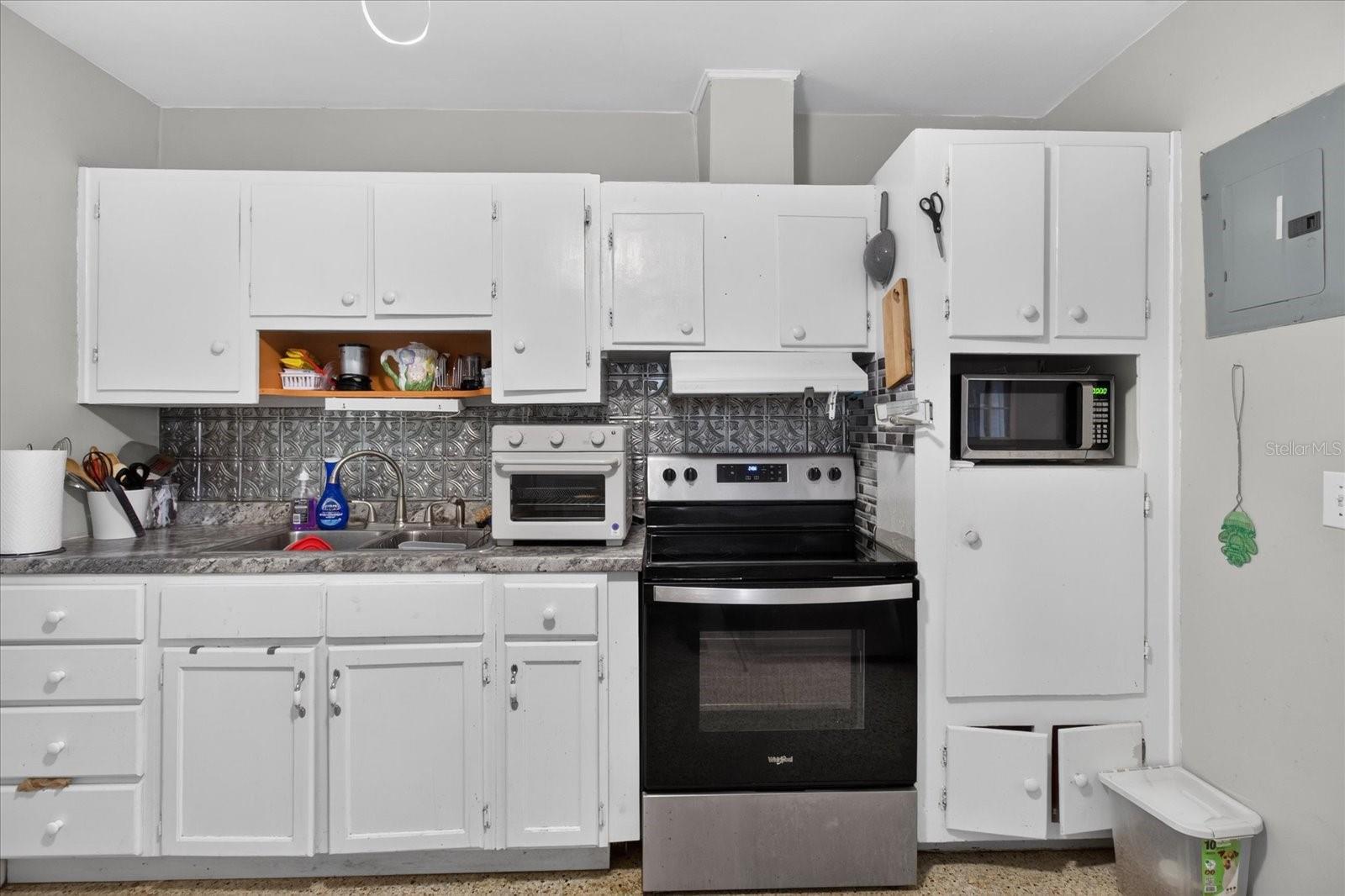 21385 LEHOUIER DRIVE, Brooksville, FL 34601