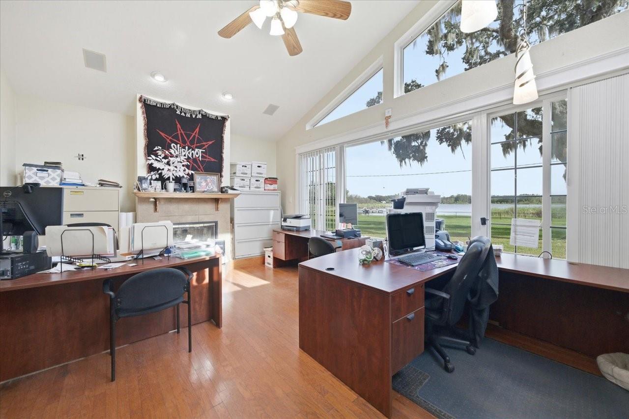 505 LAKESIDE DRIVE, Seffner, FL 33584