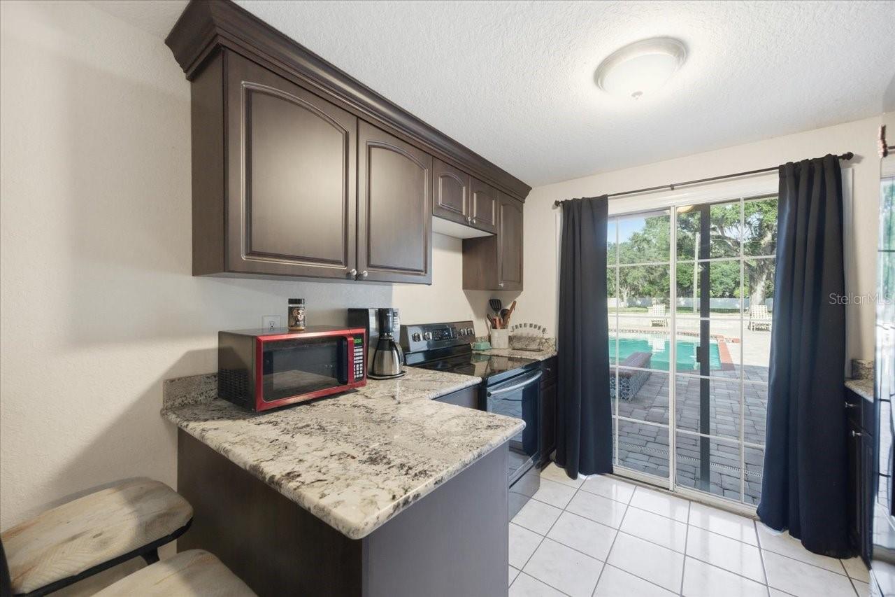 505 LAKESIDE DRIVE, Seffner, FL 33584