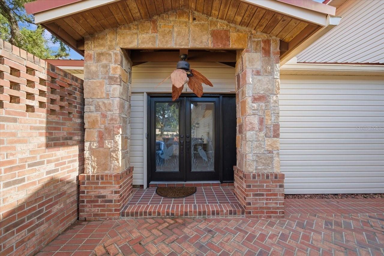 505 LAKESIDE DRIVE, Seffner, FL 33584