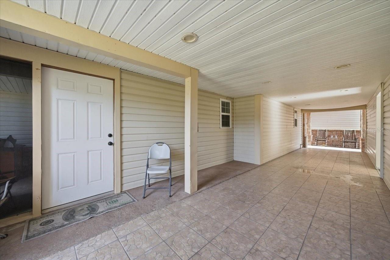 505 LAKESIDE DRIVE, Seffner, FL 33584