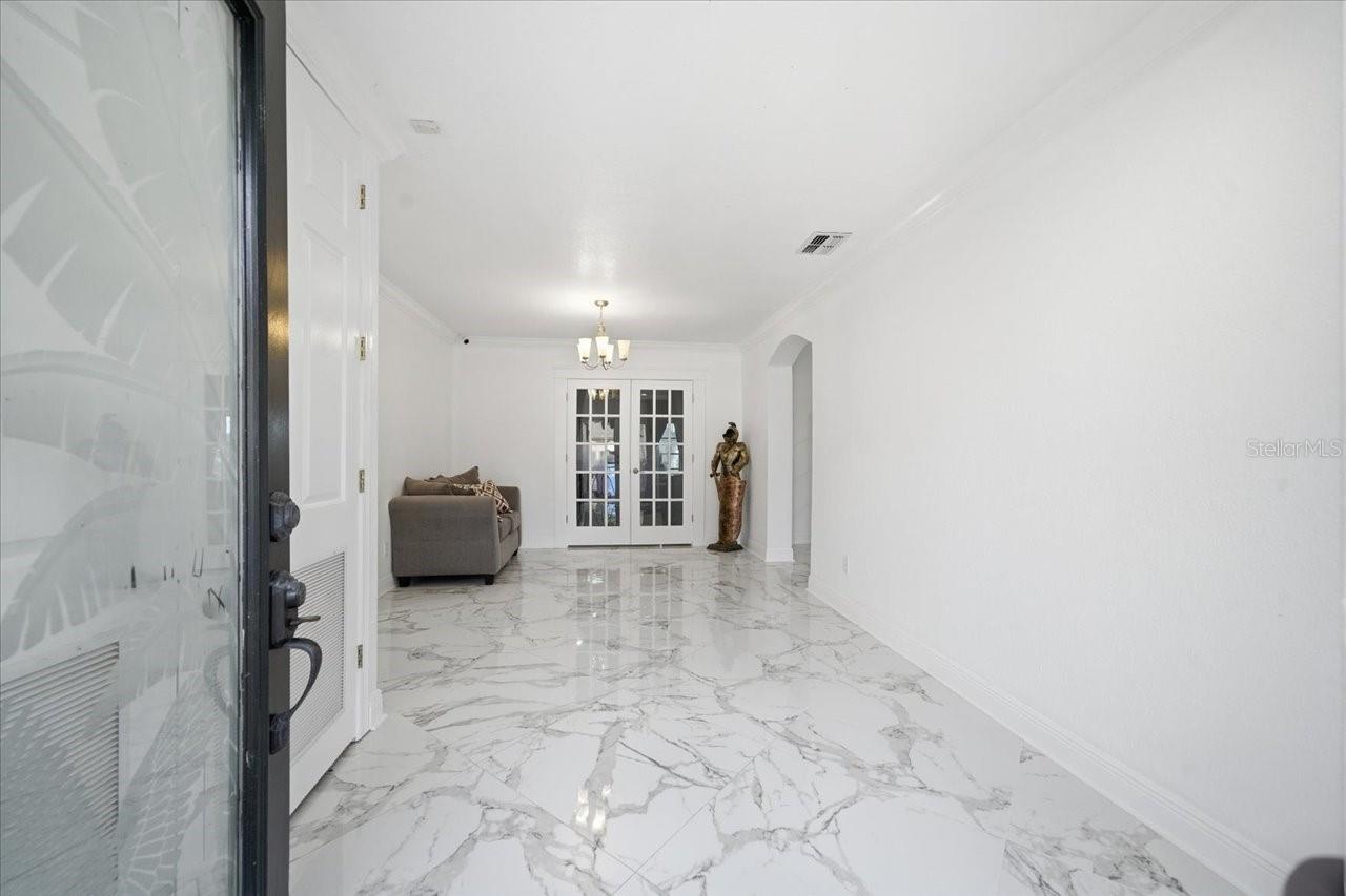 505 LAKESIDE DRIVE, Seffner, FL 33584