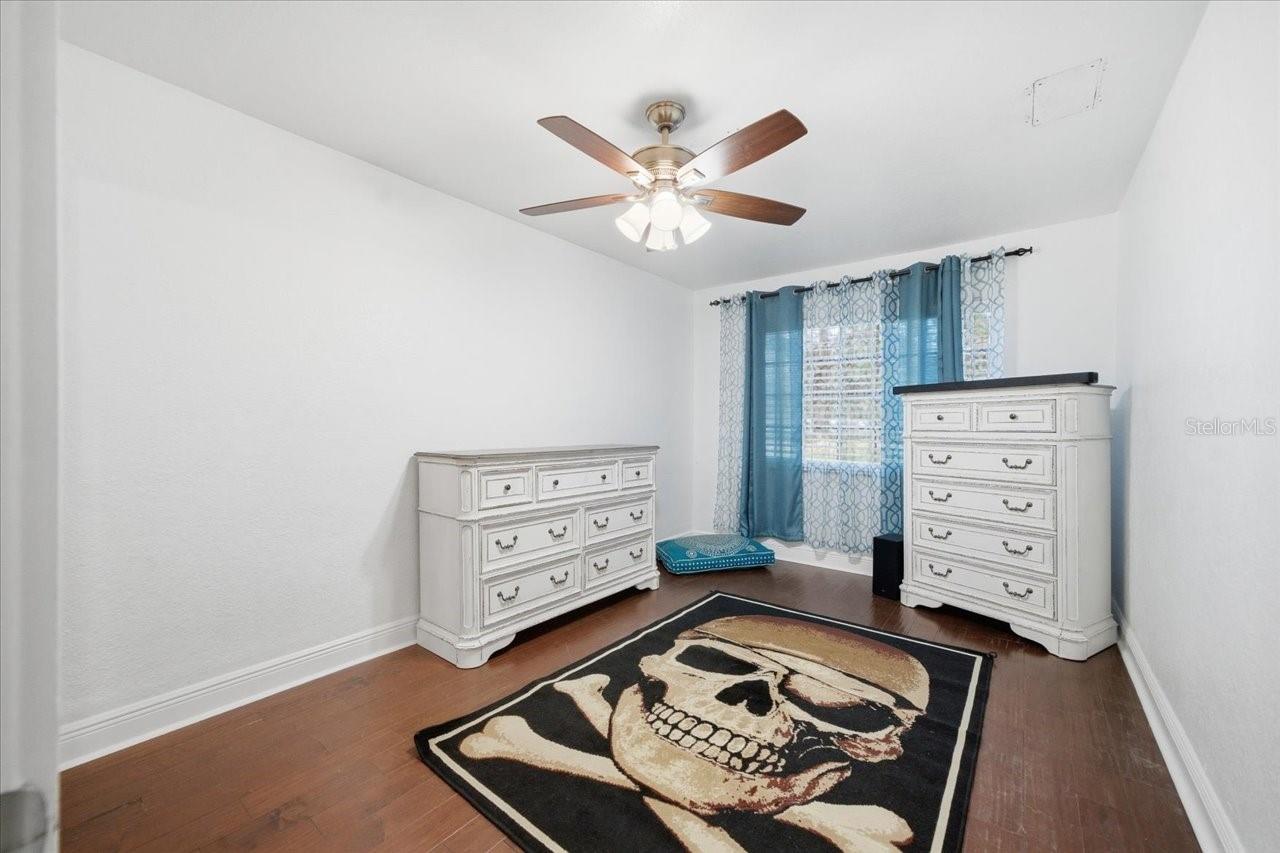 505 LAKESIDE DRIVE, Seffner, FL 33584