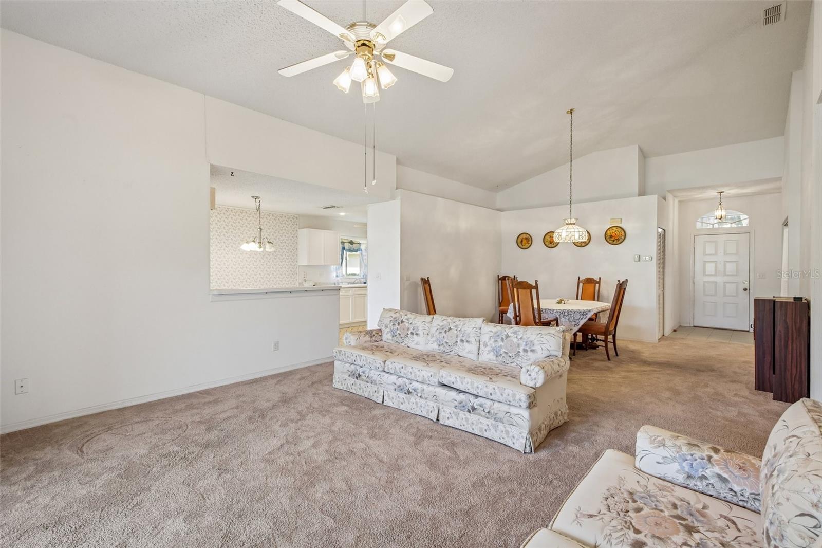 912 MCDANIEL STREET, Sun City Center, FL 33573