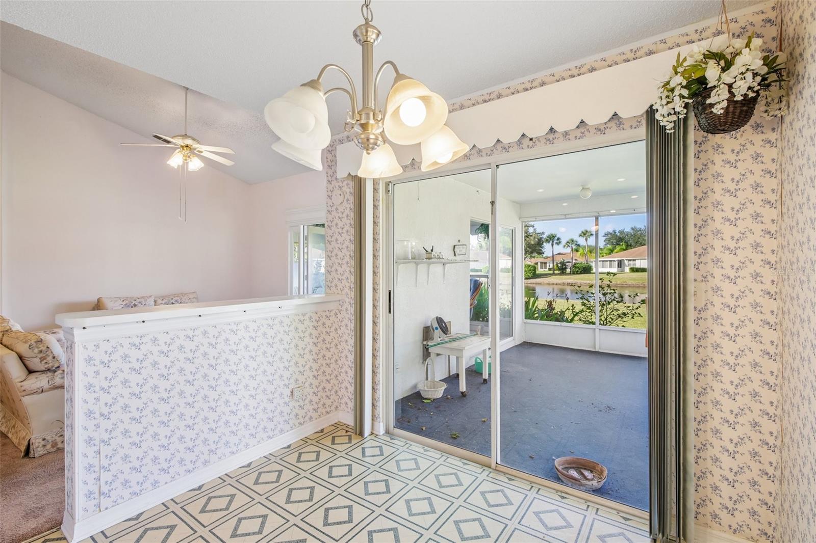 912 MCDANIEL STREET, Sun City Center, FL 33573
