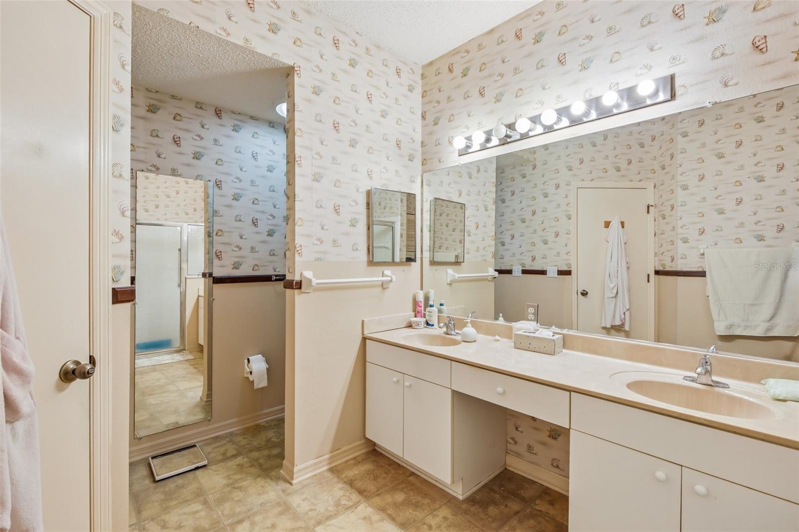 912 MCDANIEL STREET, Sun City Center, FL 33573