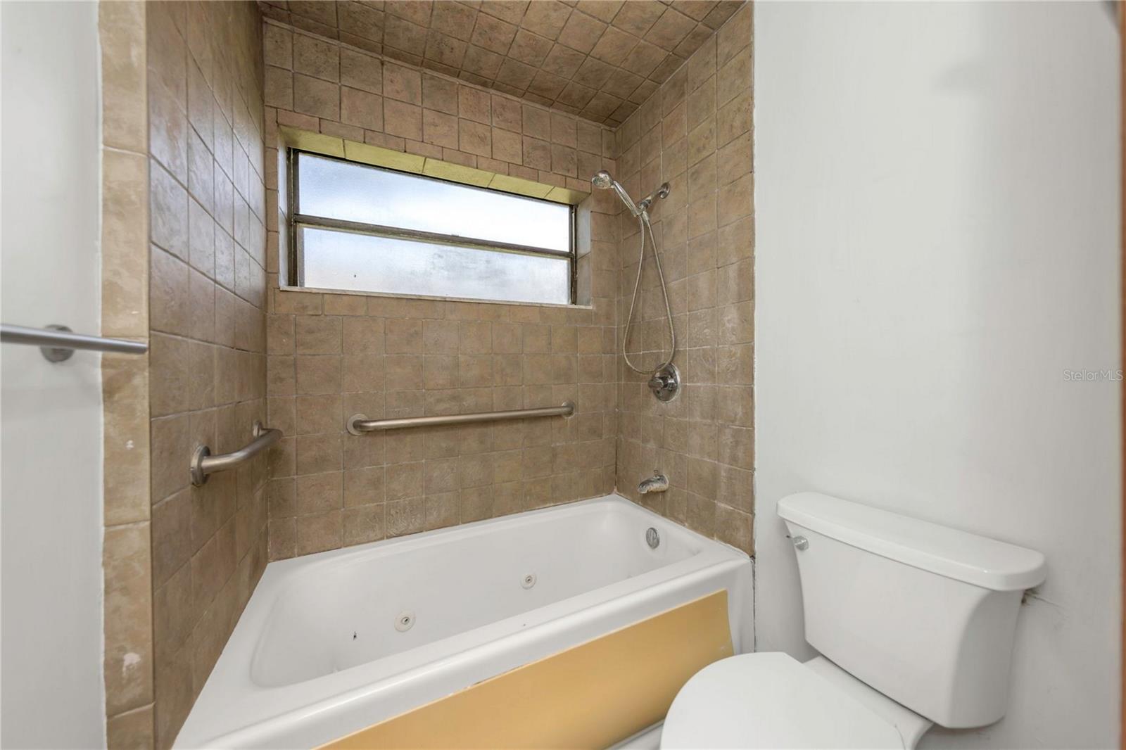Bathroom #2 - Tub