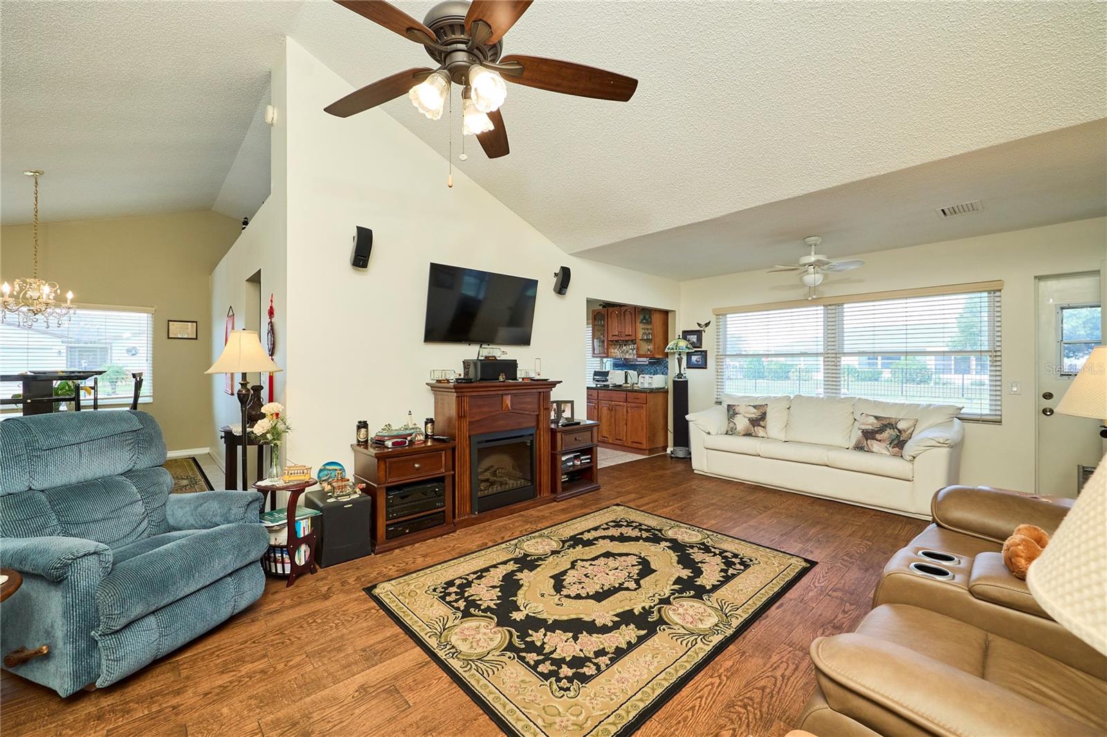 311 THORN HILL PLACE, Sun City Center, FL 33573
