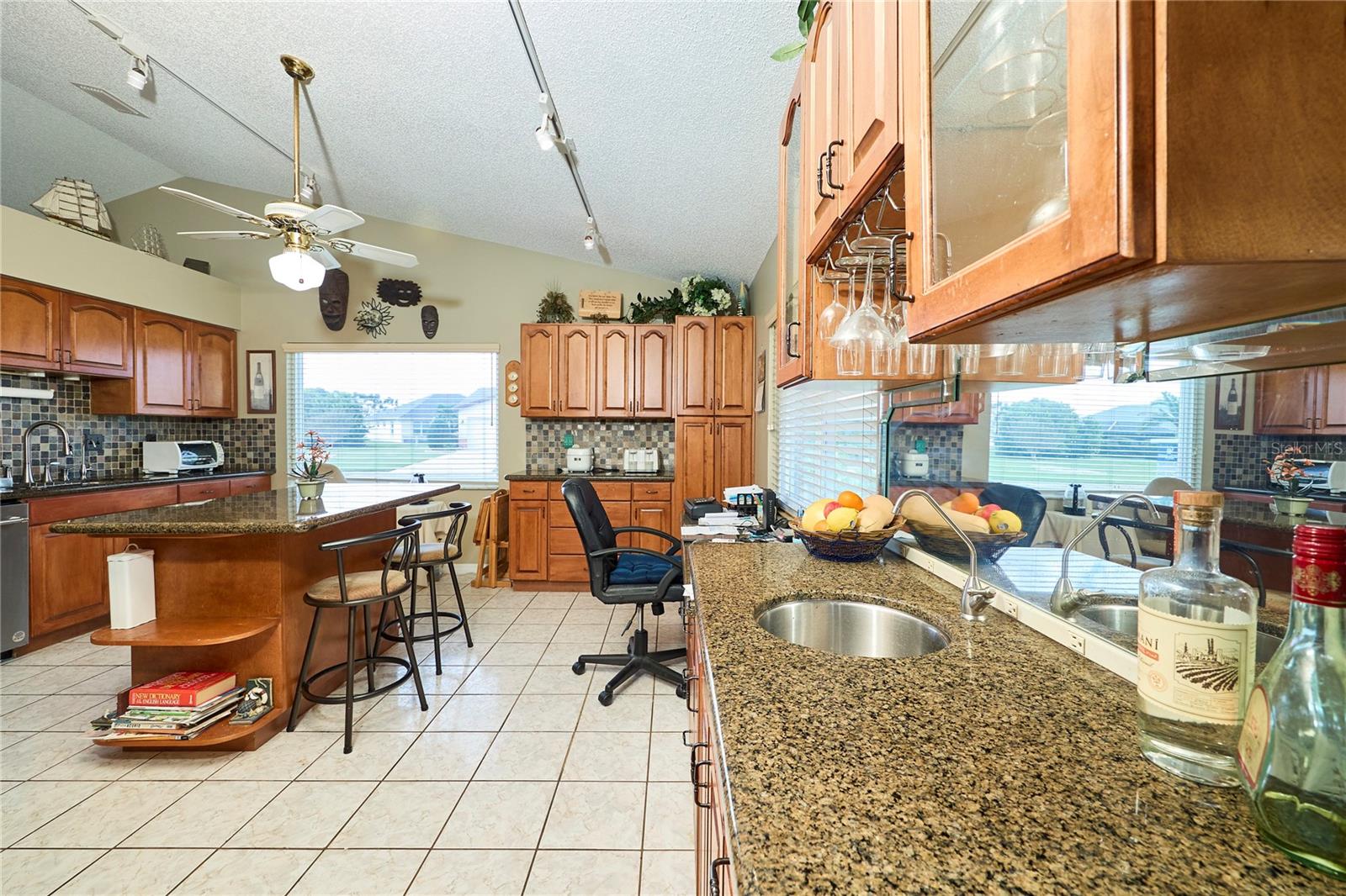 311 THORN HILL PLACE, Sun City Center, FL 33573