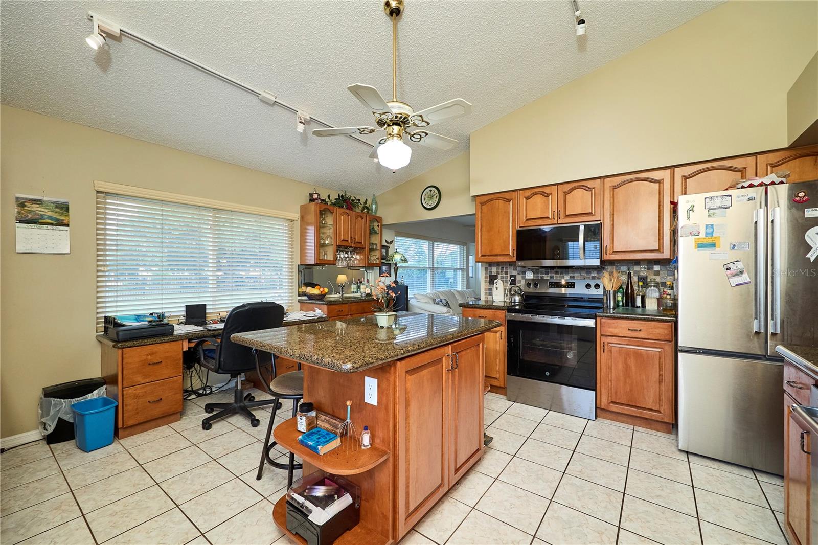 311 THORN HILL PLACE, Sun City Center, FL 33573