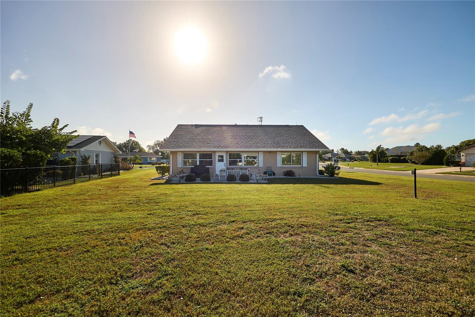 311 THORN HILL PLACE, Sun City Center, FL 33573
