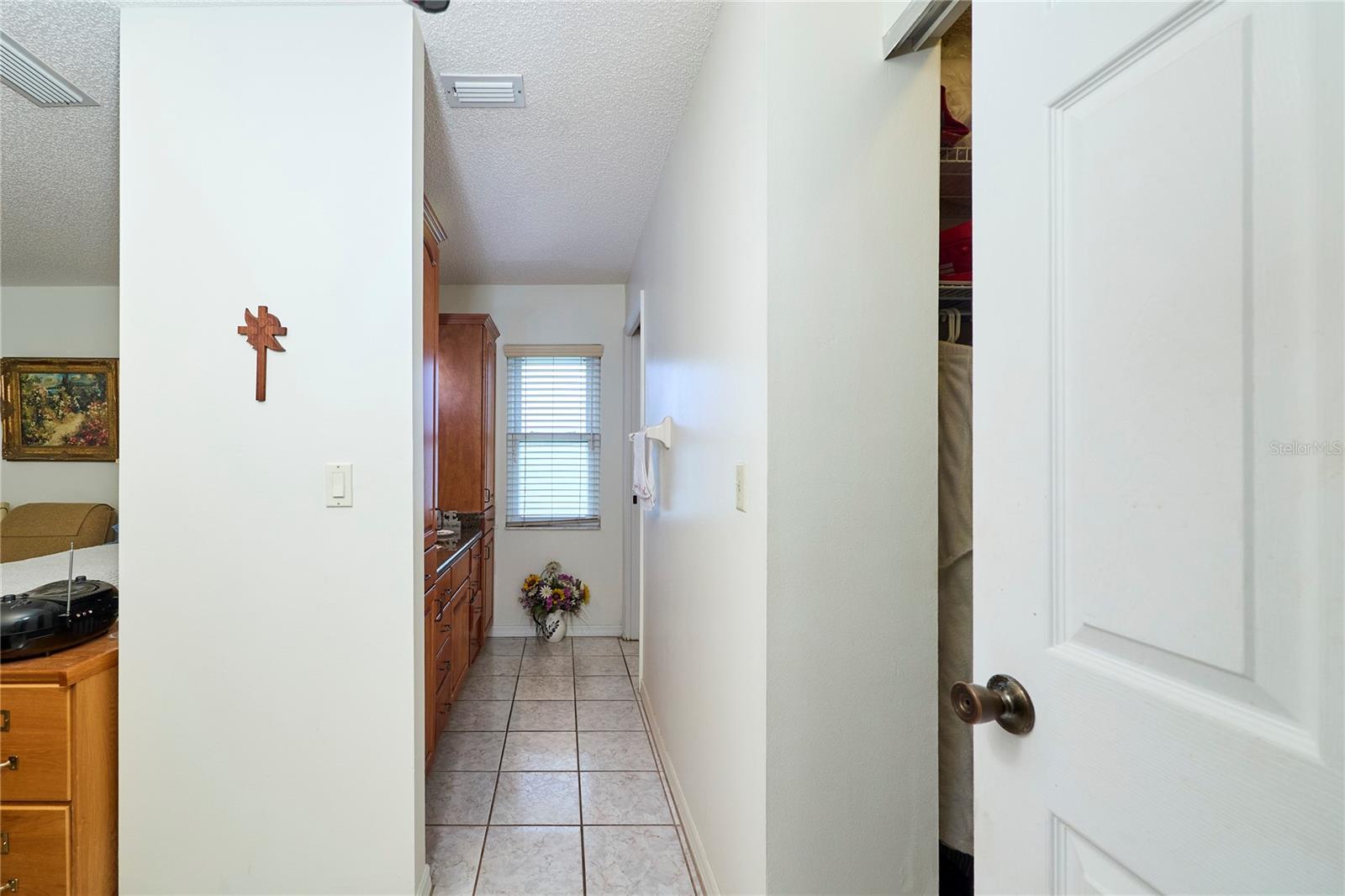 311 THORN HILL PLACE, Sun City Center, FL 33573