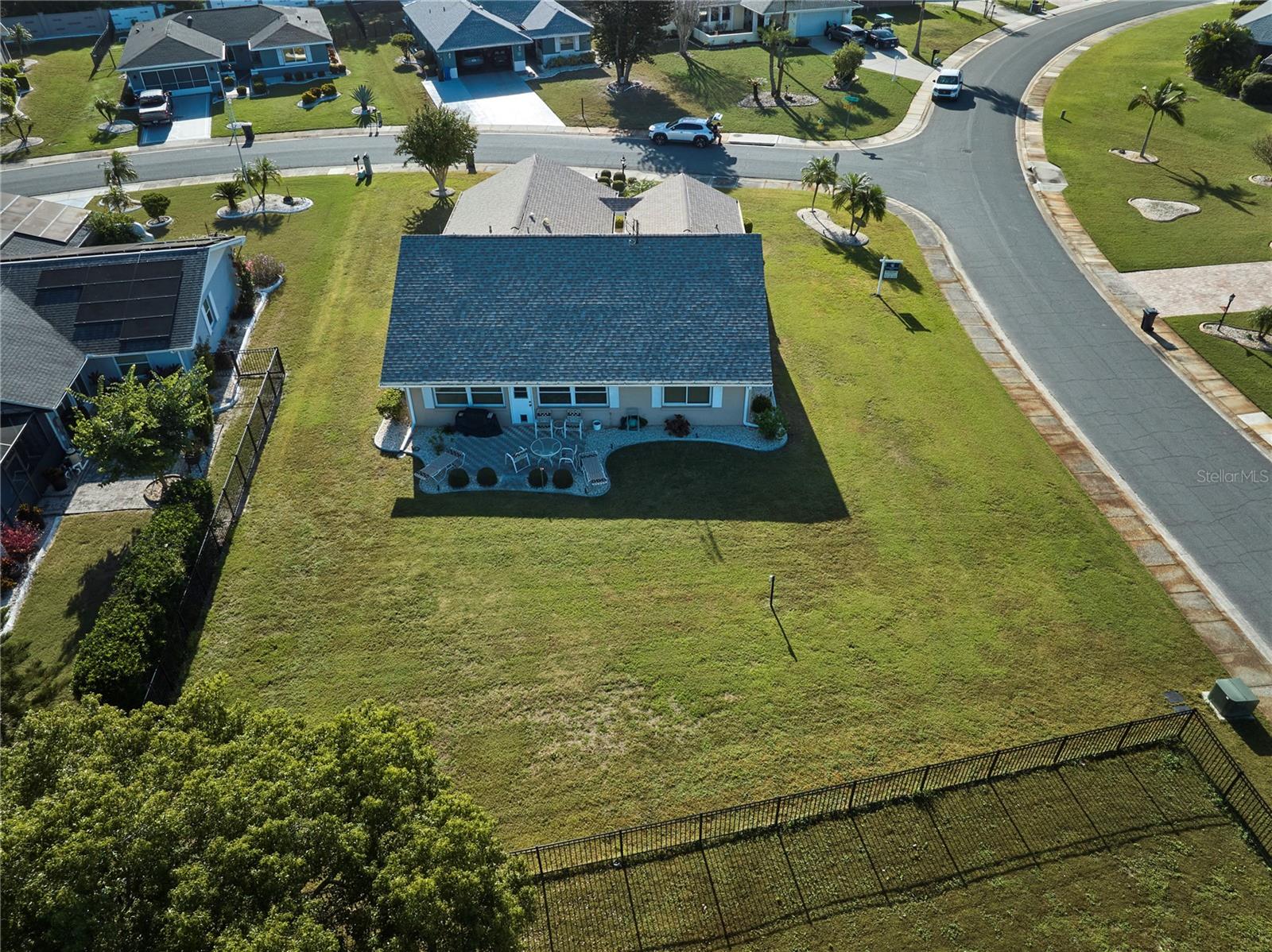 311 THORN HILL PLACE, Sun City Center, FL 33573