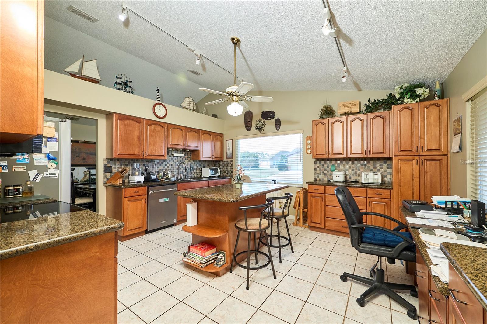 311 THORN HILL PLACE, Sun City Center, FL 33573