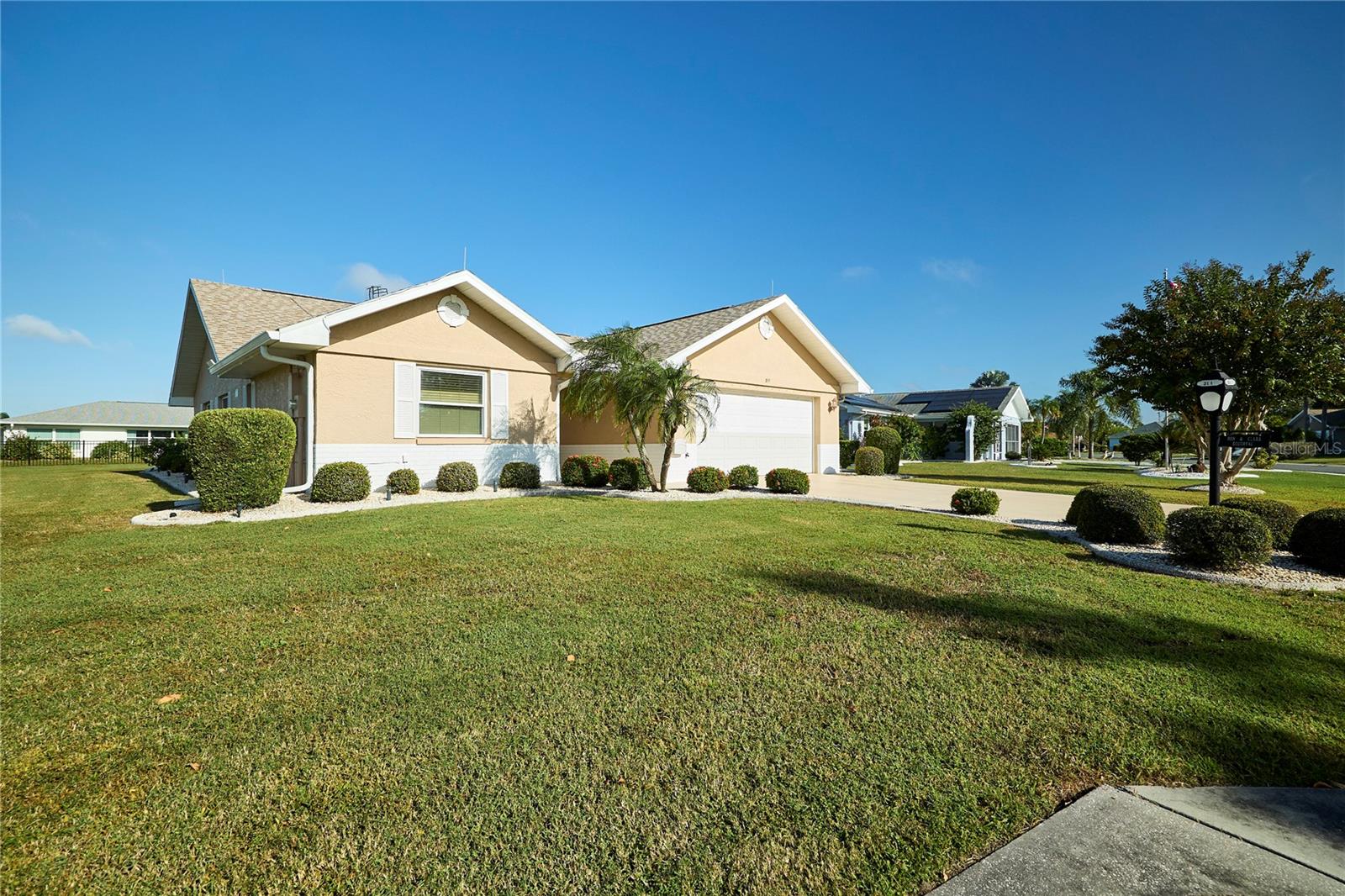 311 THORN HILL PLACE, Sun City Center, FL 33573