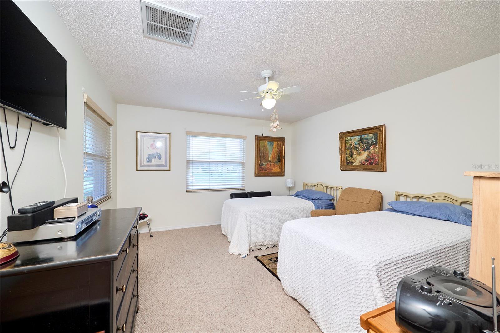 311 THORN HILL PLACE, Sun City Center, FL 33573