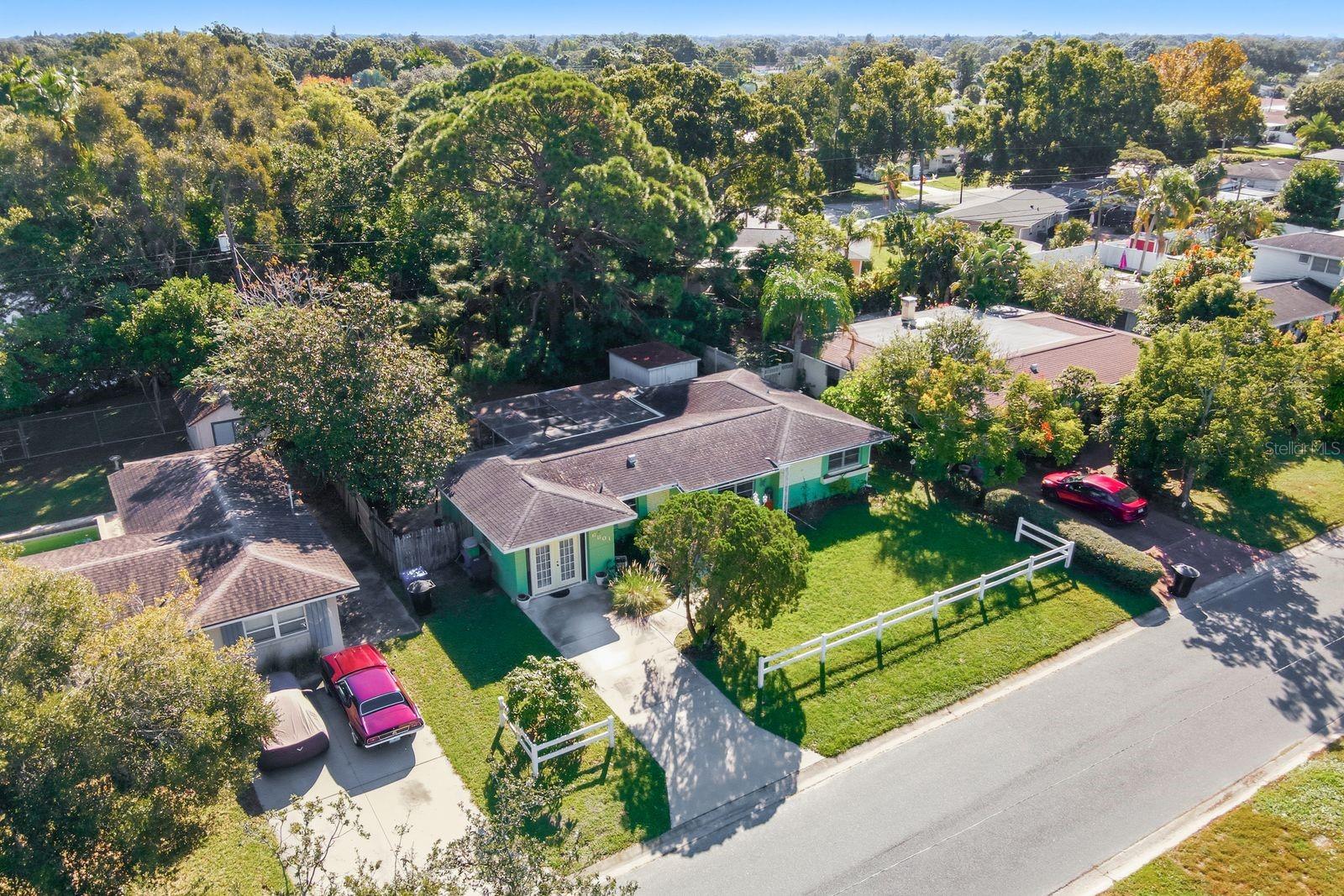 6801 17TH LANE N, St Petersburg, FL 33702