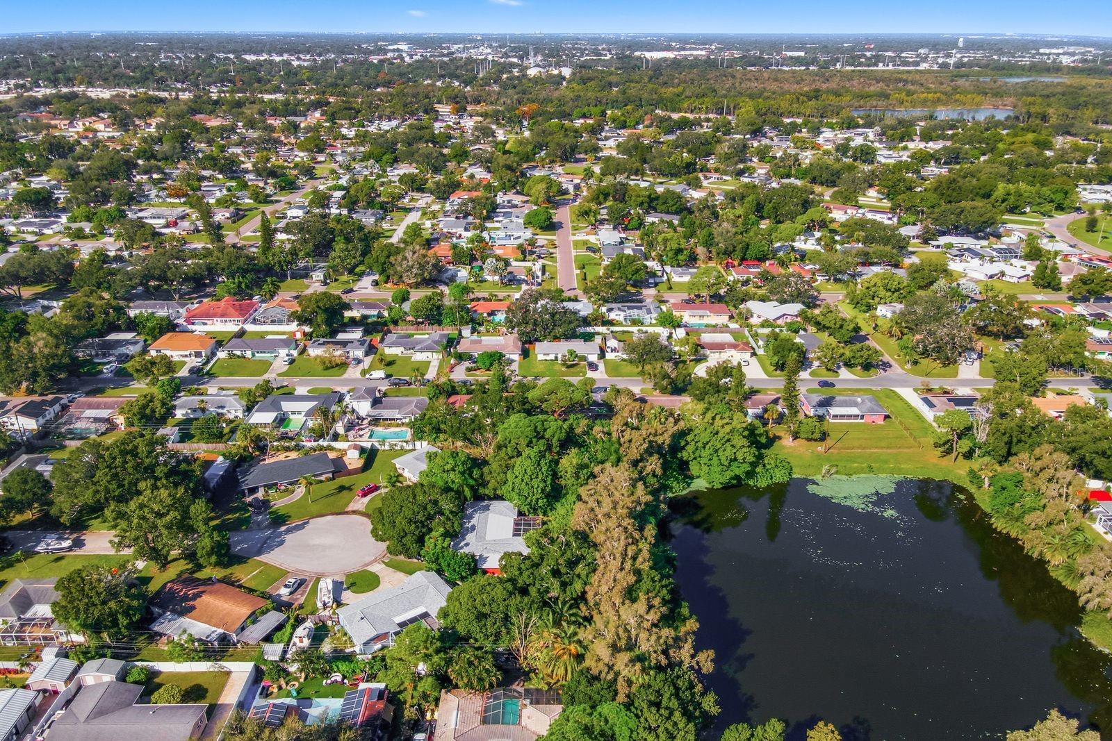 6801 17TH LANE N, St Petersburg, FL 33702