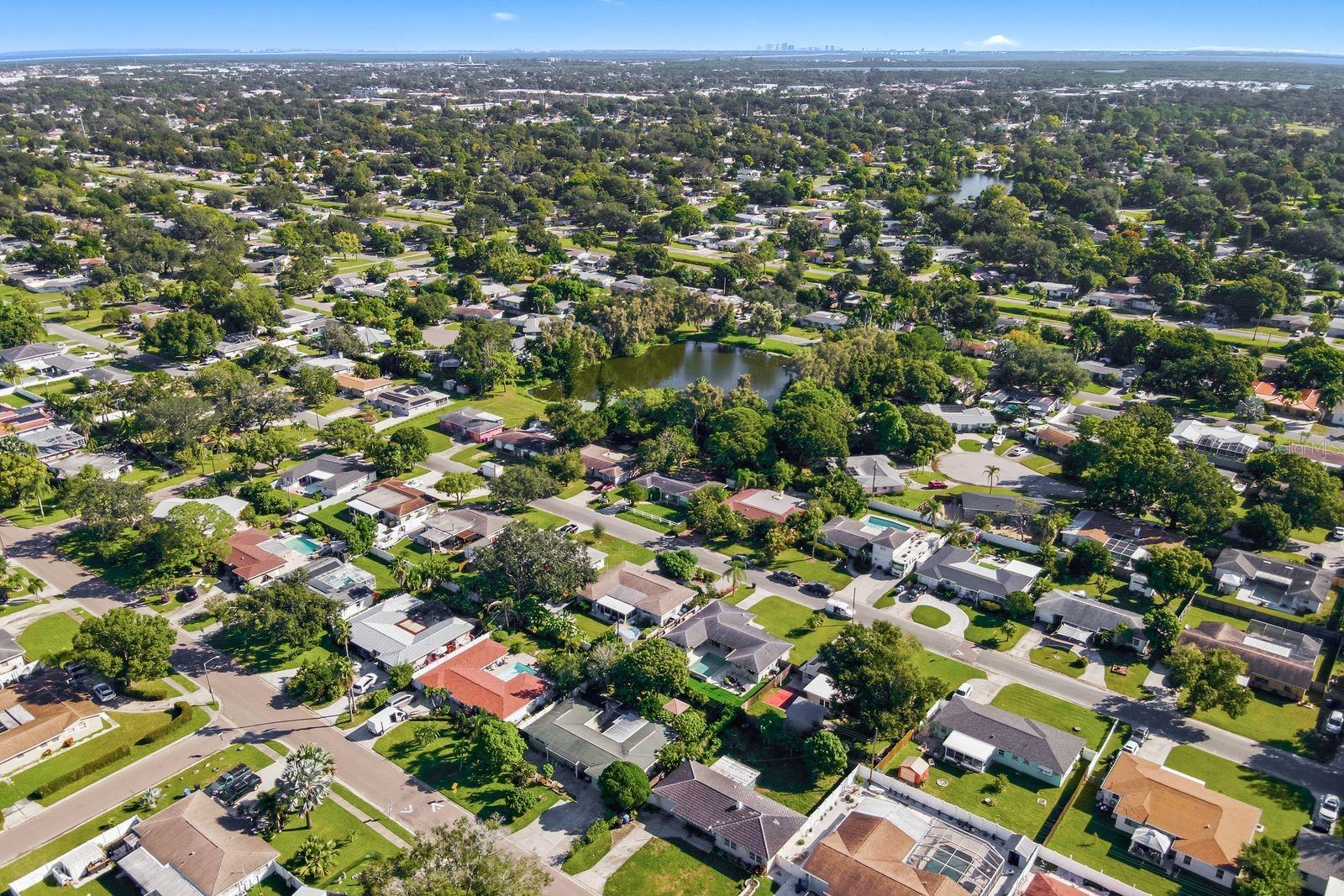 6801 17TH LANE N, St Petersburg, FL 33702