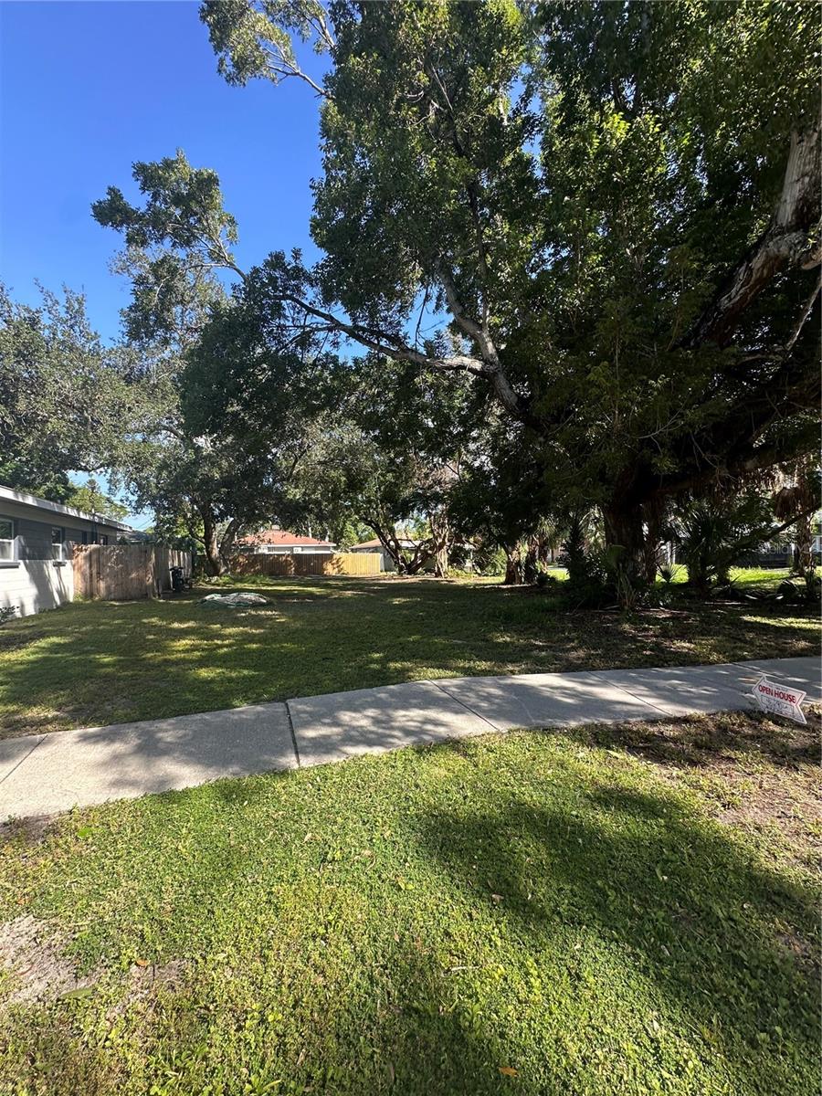 15TH AVENUE S, St Petersburg, FL 33701 15TH AVENUE S, St Petersburg, FL 33701