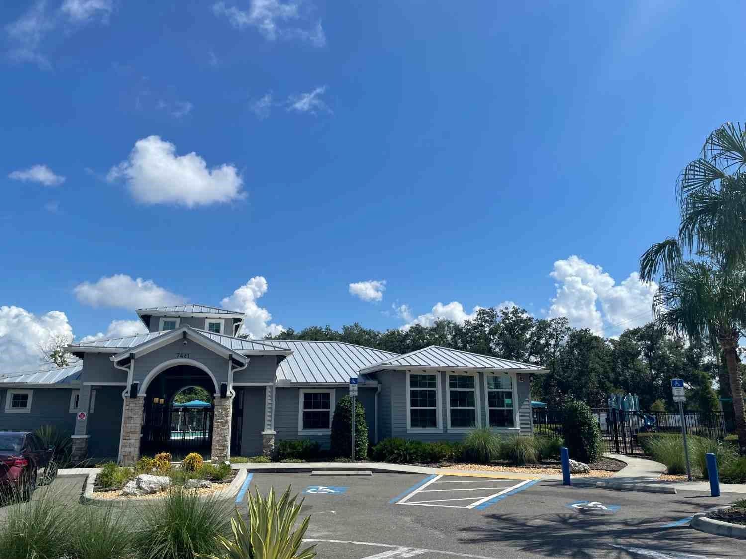 8210 SUMMER WOOD LANE, Riverview, FL 33578