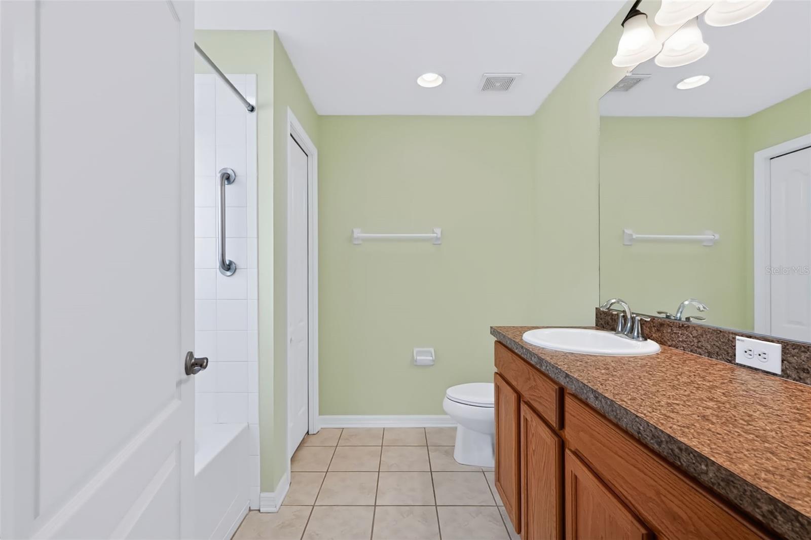 8210 SUMMER WOOD LANE, Riverview, FL 33578