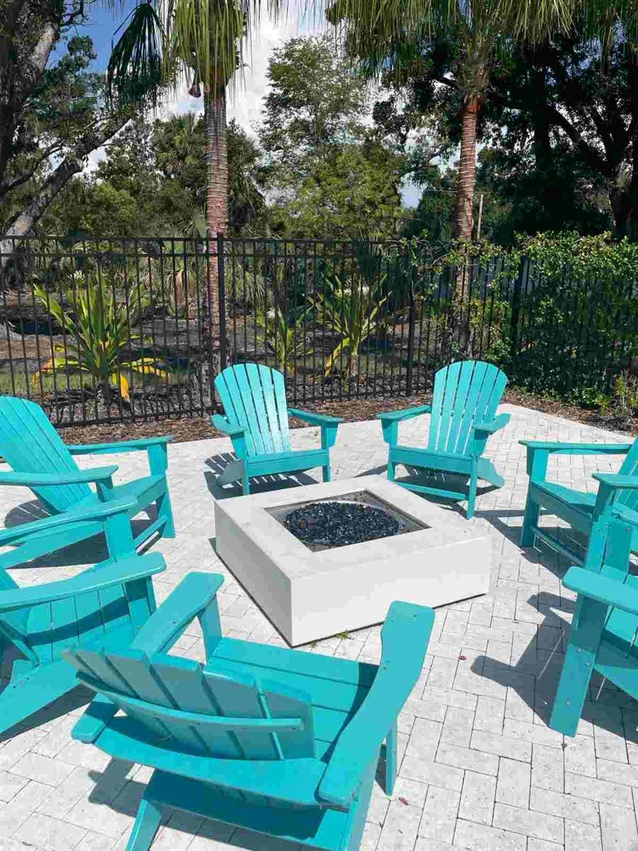 8210 SUMMER WOOD LANE, Riverview, FL 33578