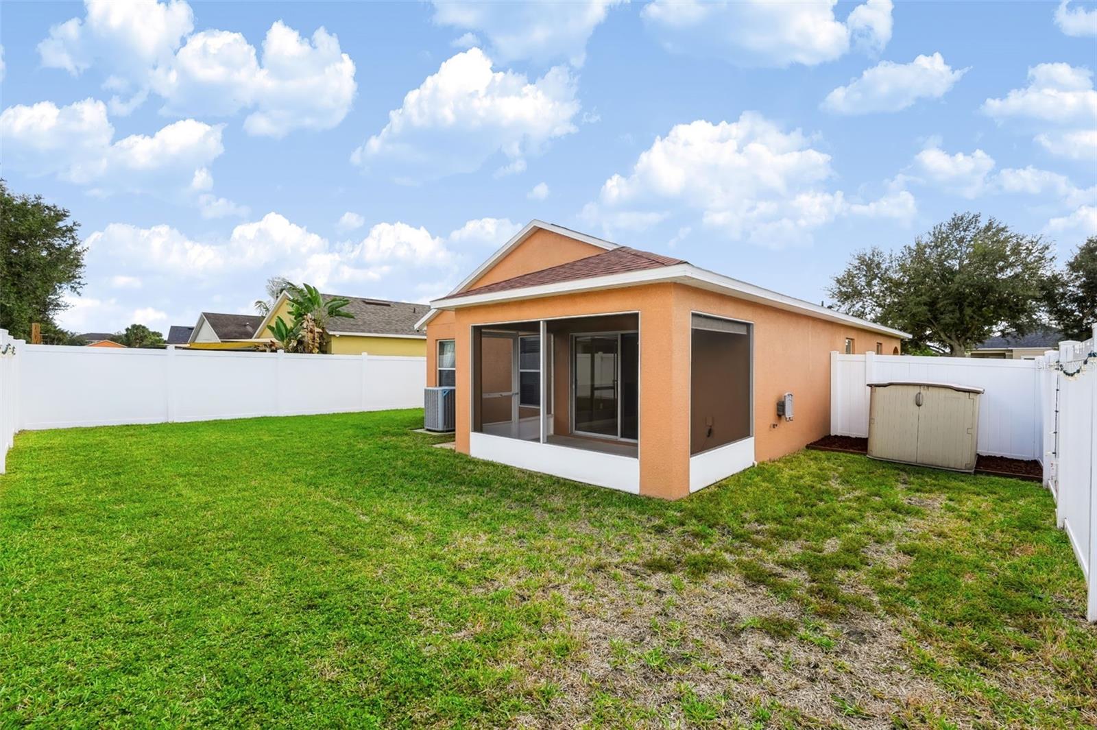 8210 SUMMER WOOD LANE, Riverview, FL 33578