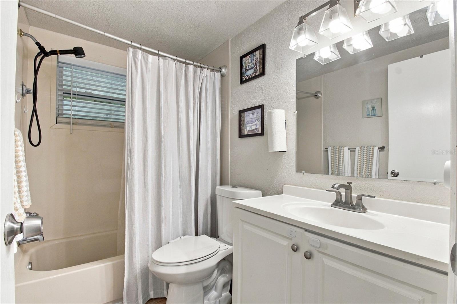 11625 CRYSTAL LAKE DRIVE, Port Richey, FL 34668