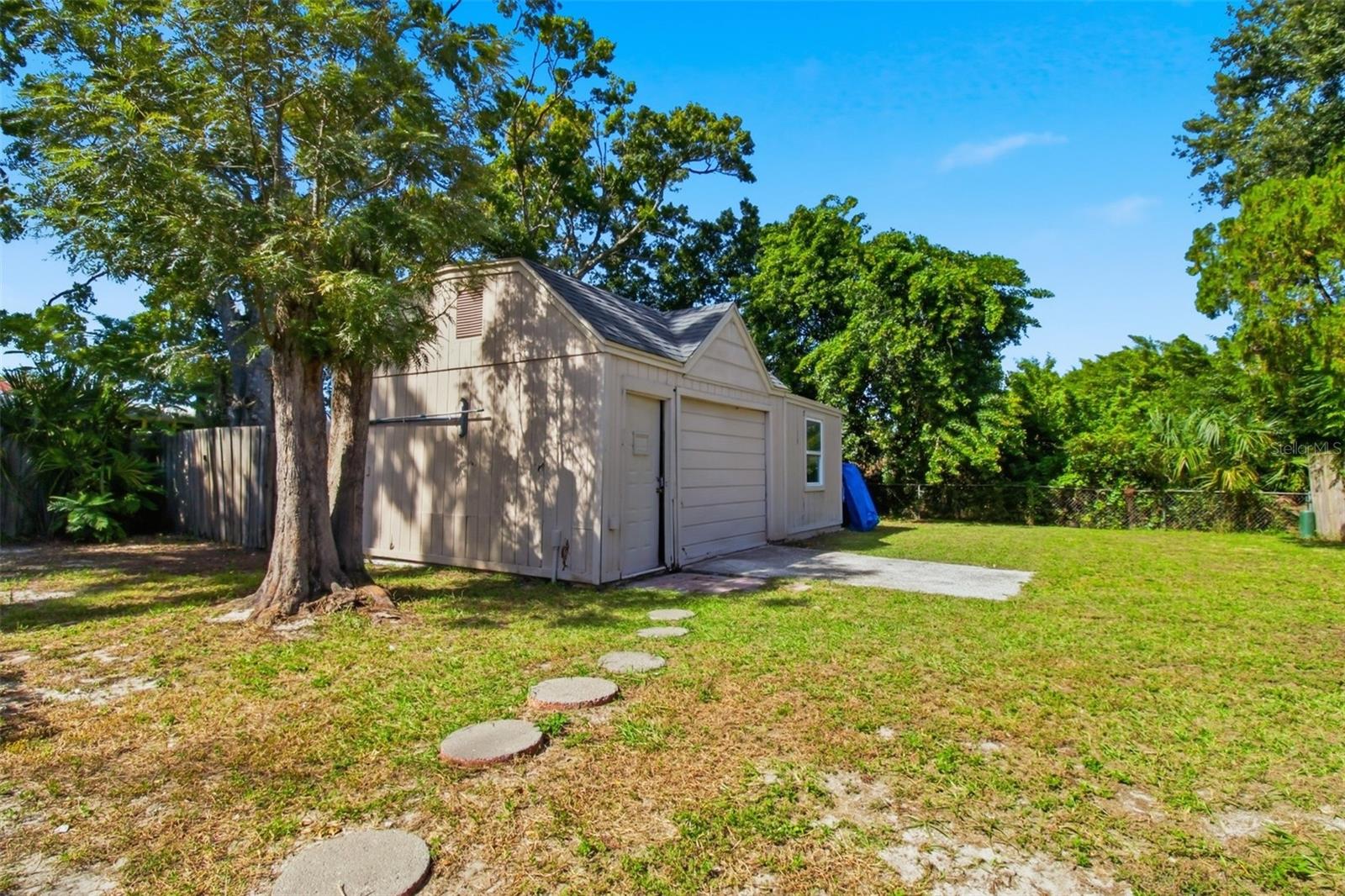 11625 CRYSTAL LAKE DRIVE, Port Richey, FL 34668