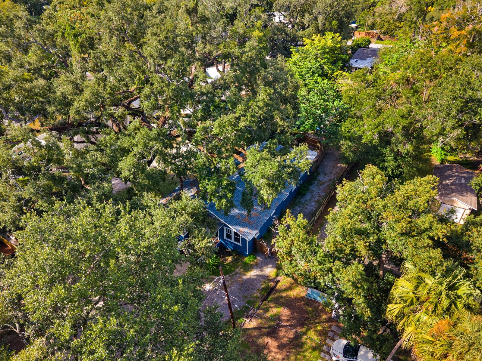 708 E CRENSHAW STREET, Tampa, FL 33604
