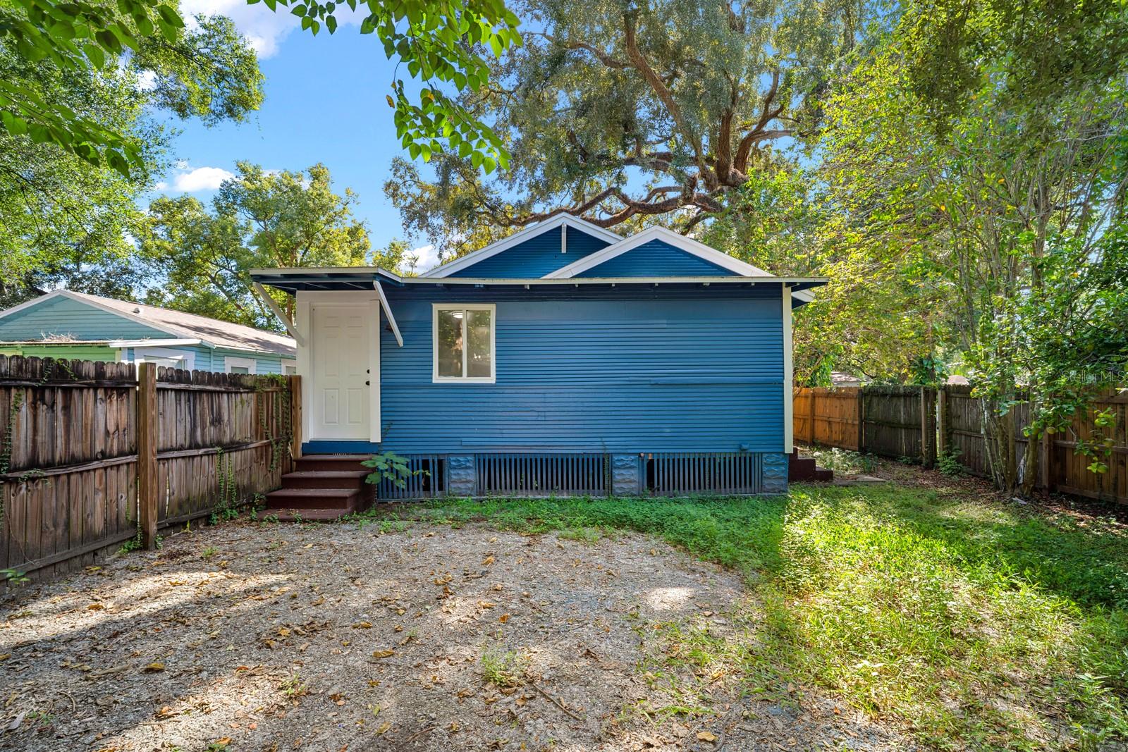 708 E CRENSHAW STREET, Tampa, FL 33604
