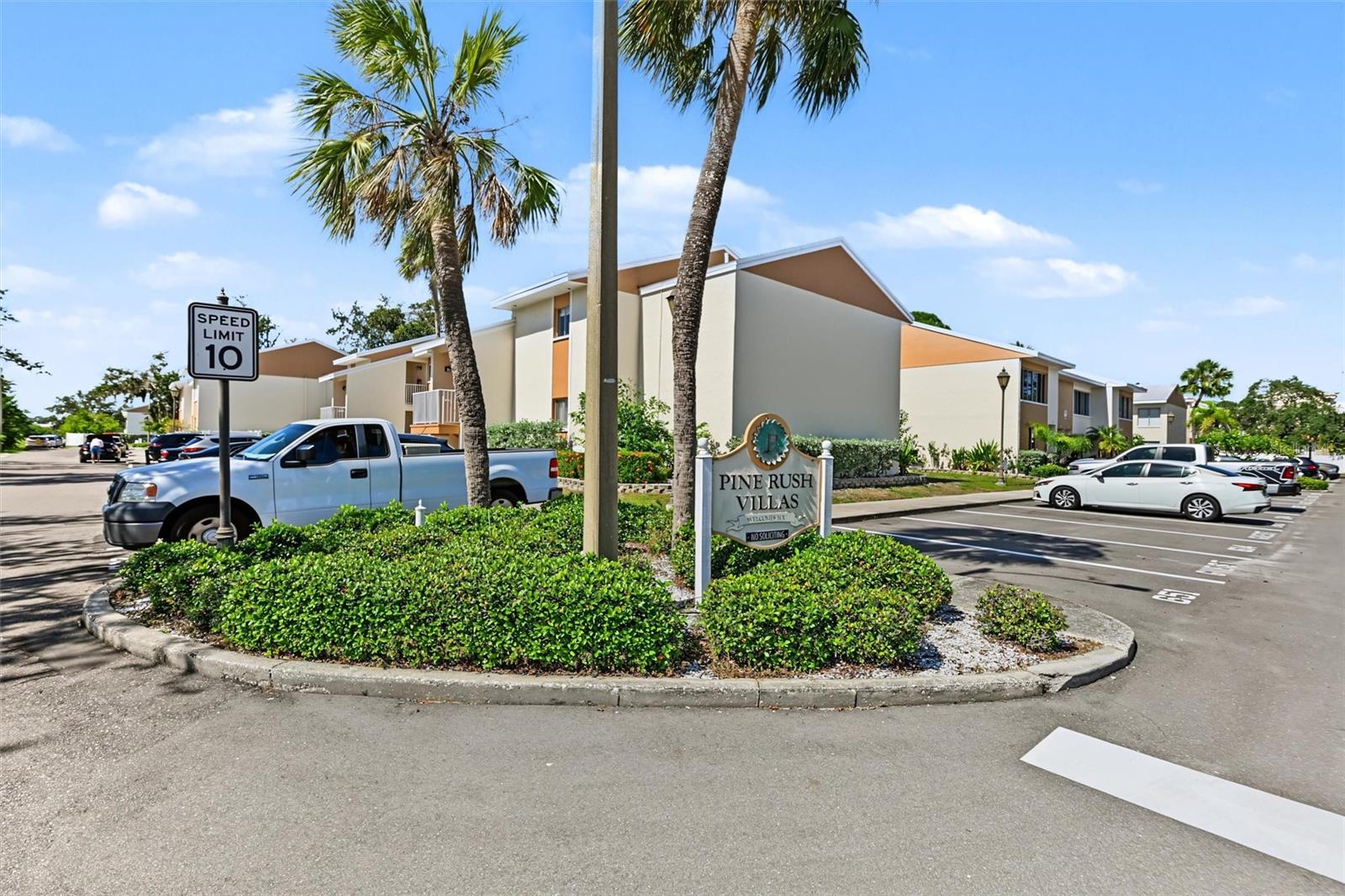 776 100TH AVENUE N, #204, St Petersburg, FL 33702