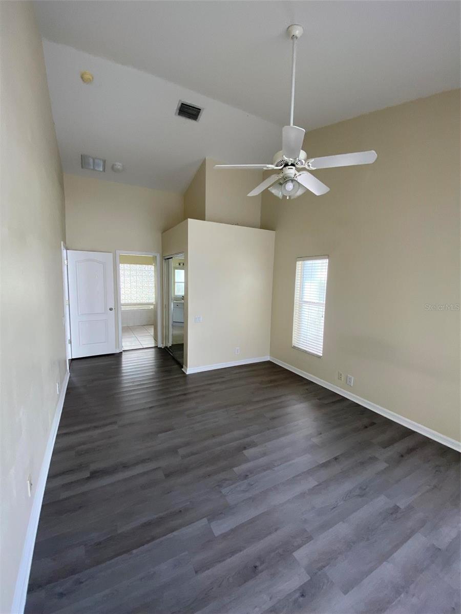 1217 JASMINE LAKE DRIVE, Tarpon Springs, FL 34689