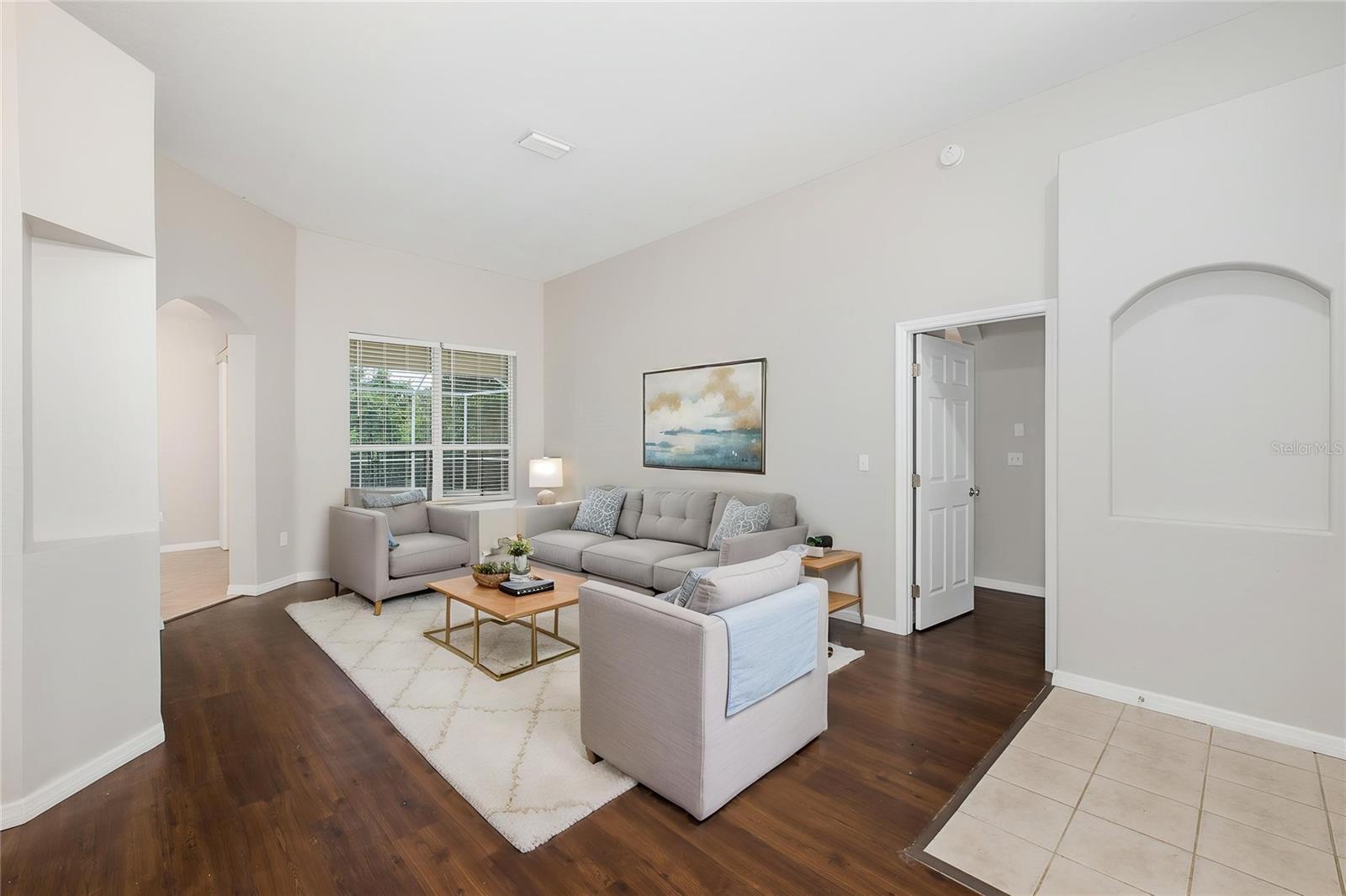 19103 DOVE CREEK DRIVE, Tampa, FL 33647