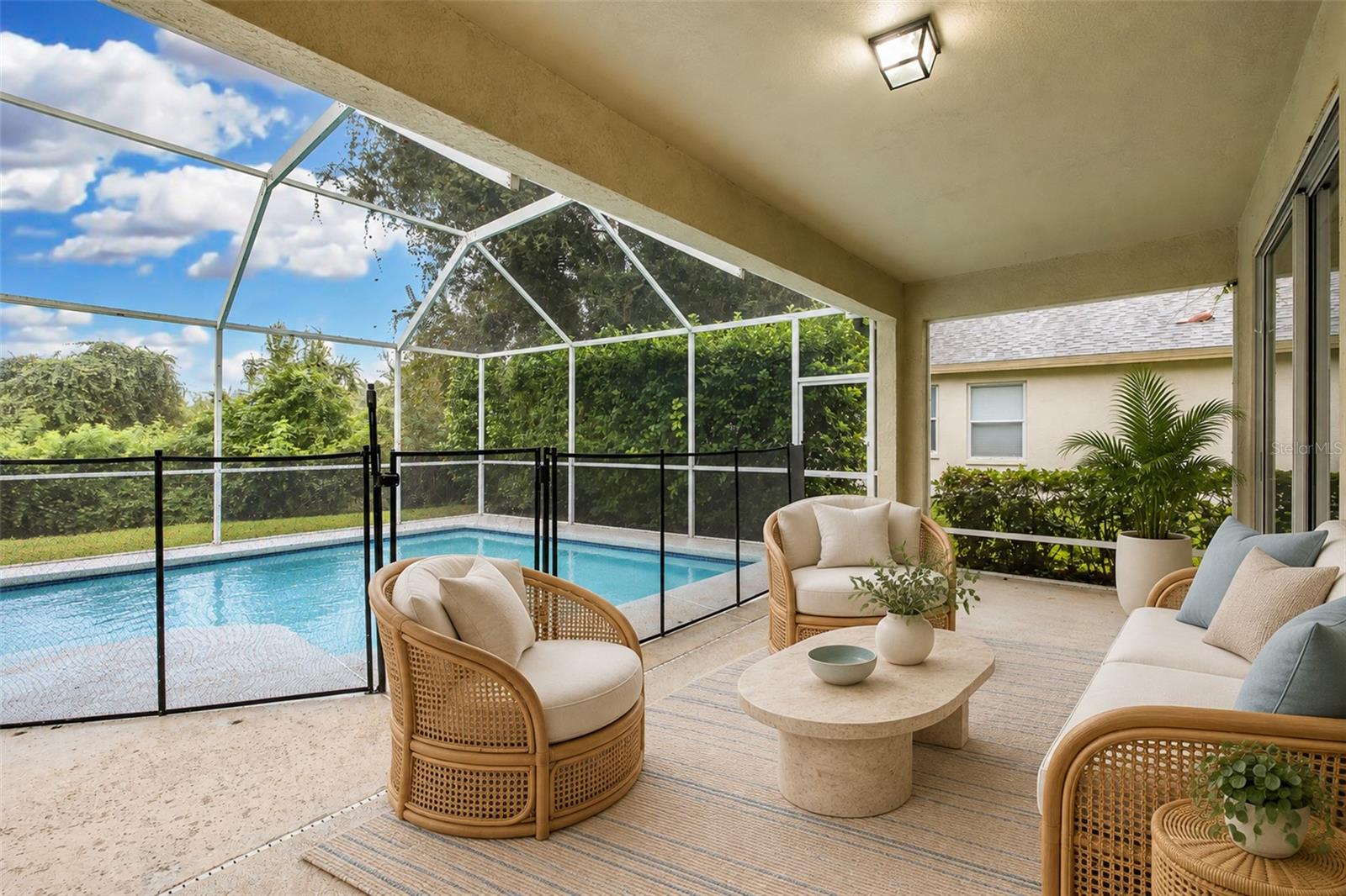 19103 DOVE CREEK DRIVE, Tampa, FL 33647