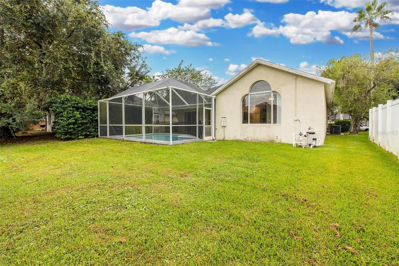 19103 DOVE CREEK DRIVE, Tampa, FL 33647