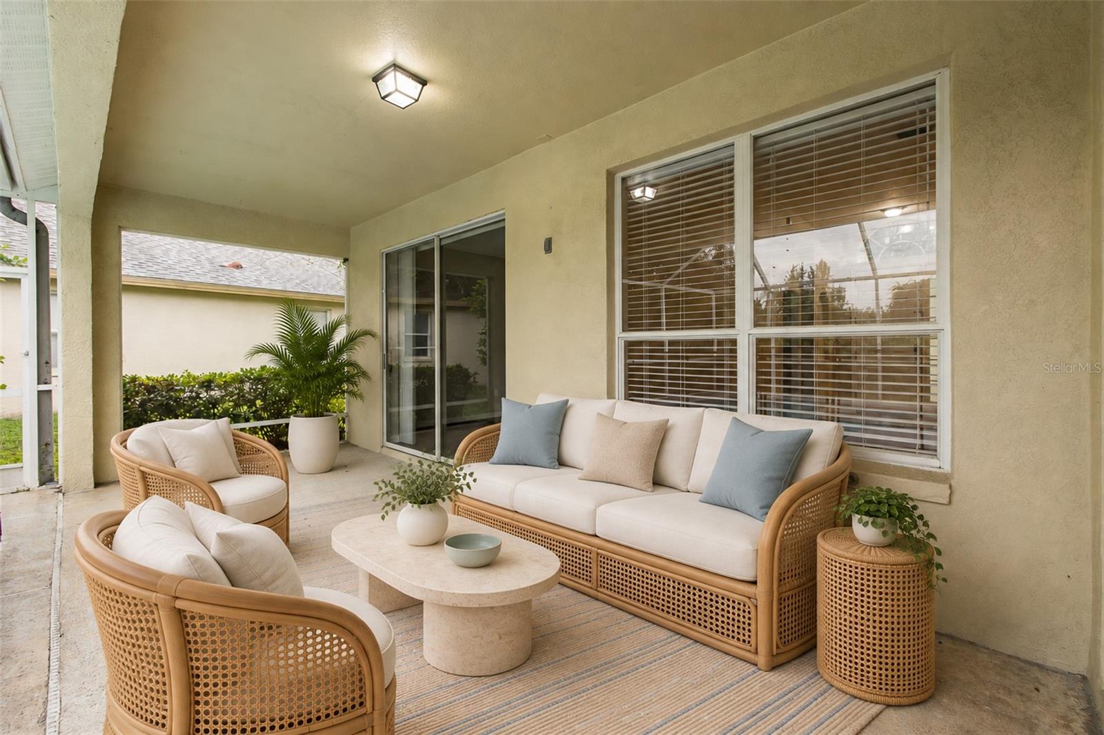 19103 DOVE CREEK DRIVE, Tampa, FL 33647