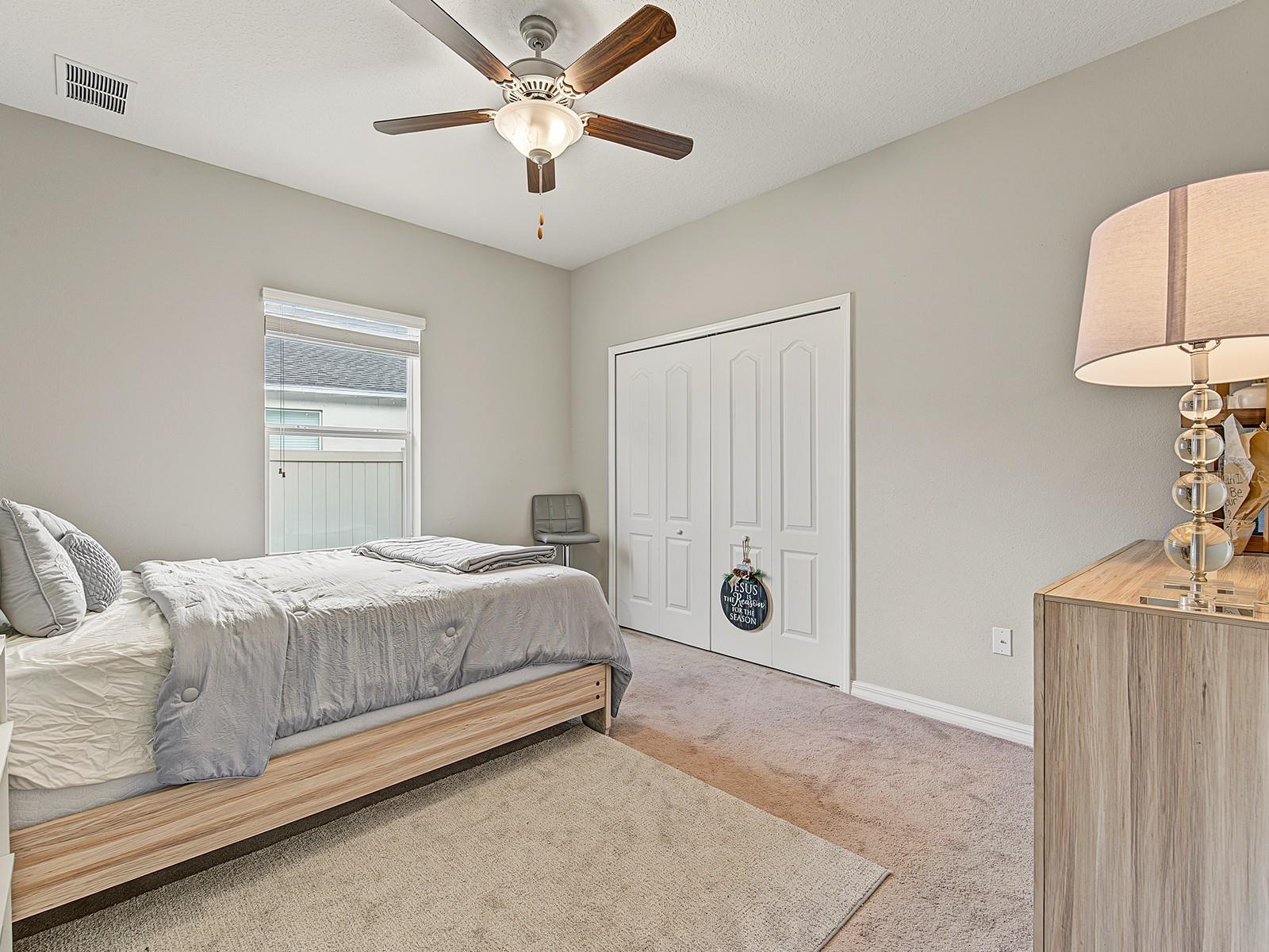 2nd bedroom