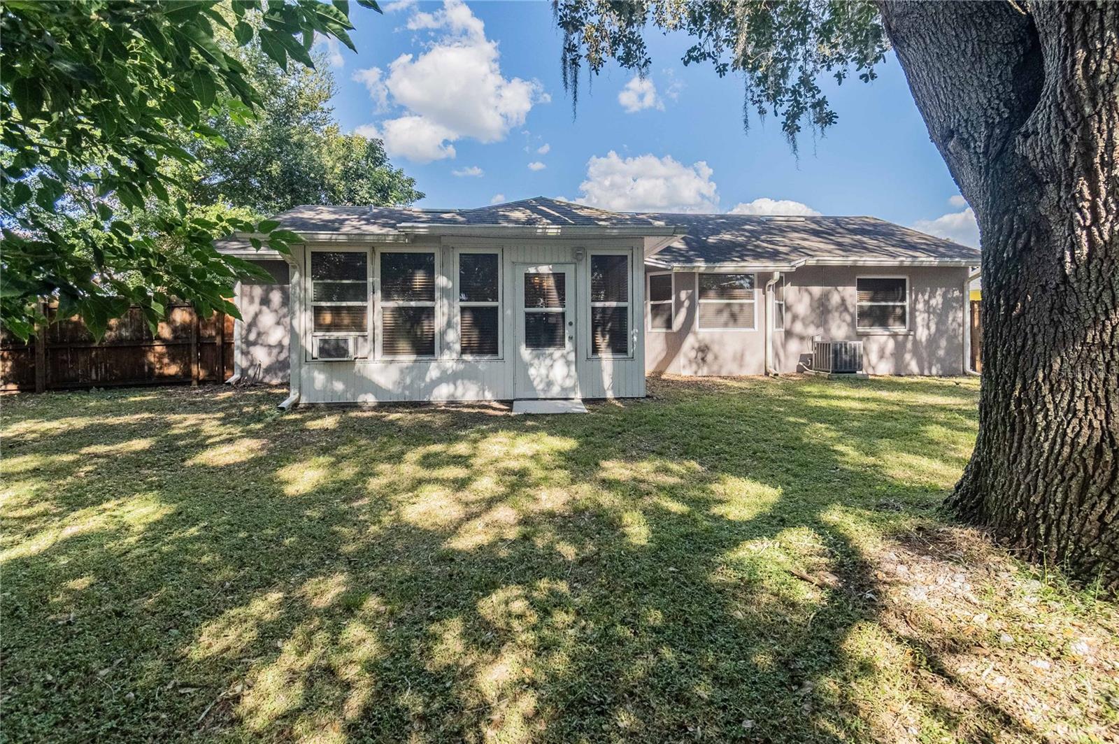 301 LOUIS EDWARD COURT, Lakeland, FL 33809 301 LOUIS EDWARD COURT, Lakeland, FL 33809