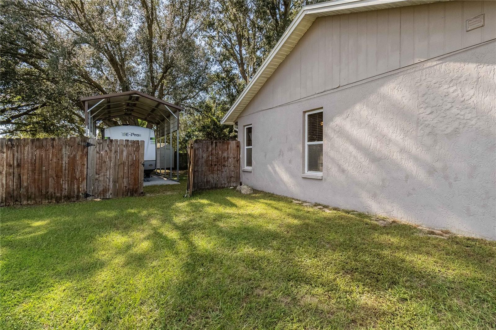 301 LOUIS EDWARD COURT, Lakeland, FL 33809