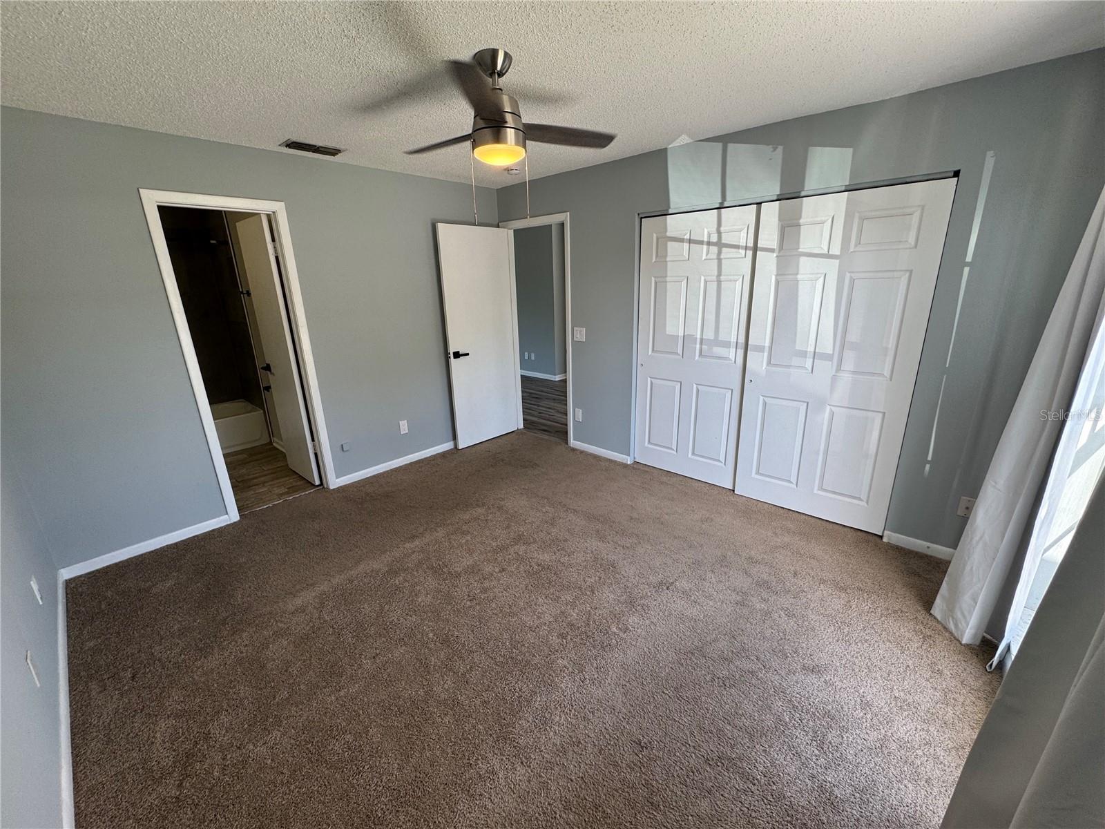 8913 WOOD LAKE COURT, New Port Richey, FL 34653