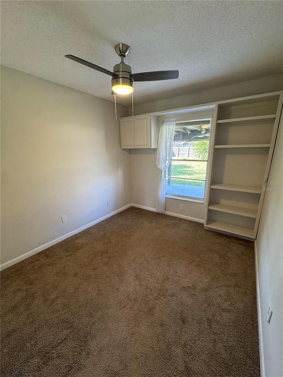 8913 WOOD LAKE COURT, New Port Richey, FL 34653