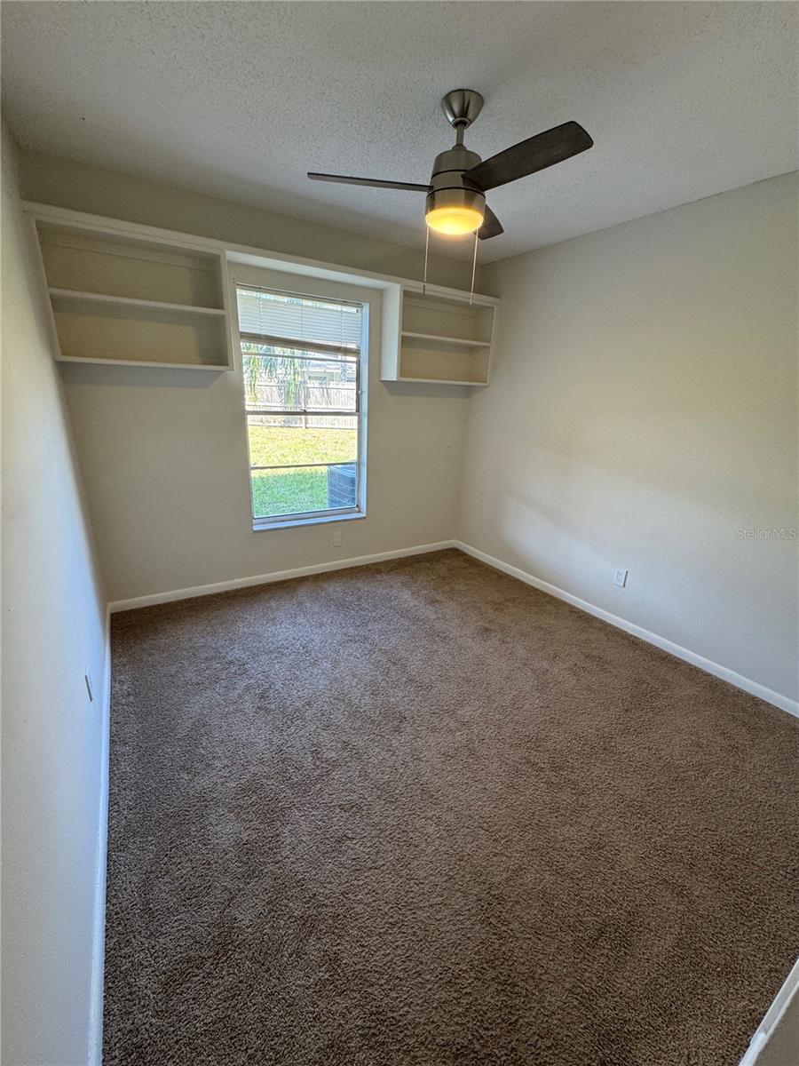 8913 WOOD LAKE COURT, New Port Richey, FL 34653